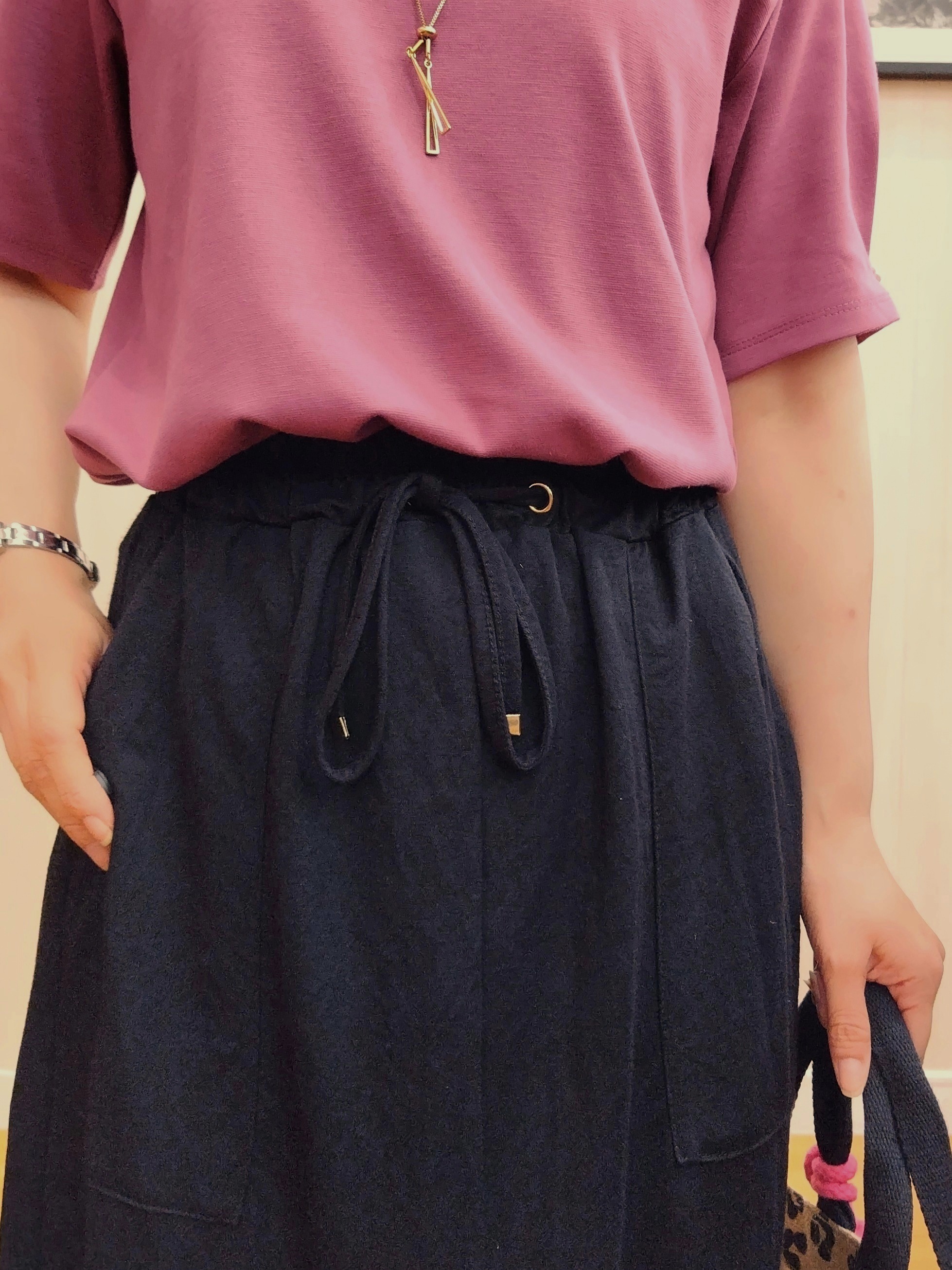 yseさんの「SHOO･LA･RUE｜【2点セット/洗濯機可/S-LL】ネックレス付き お袖パールブラウス」を使ったコーディネート