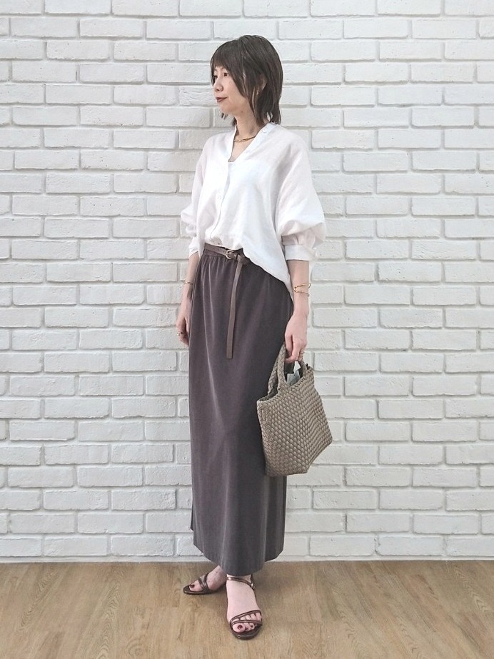 suzuさんの「UNTITLED｜【麻100】リネンドルマンシャツ」を使ったコーディネート