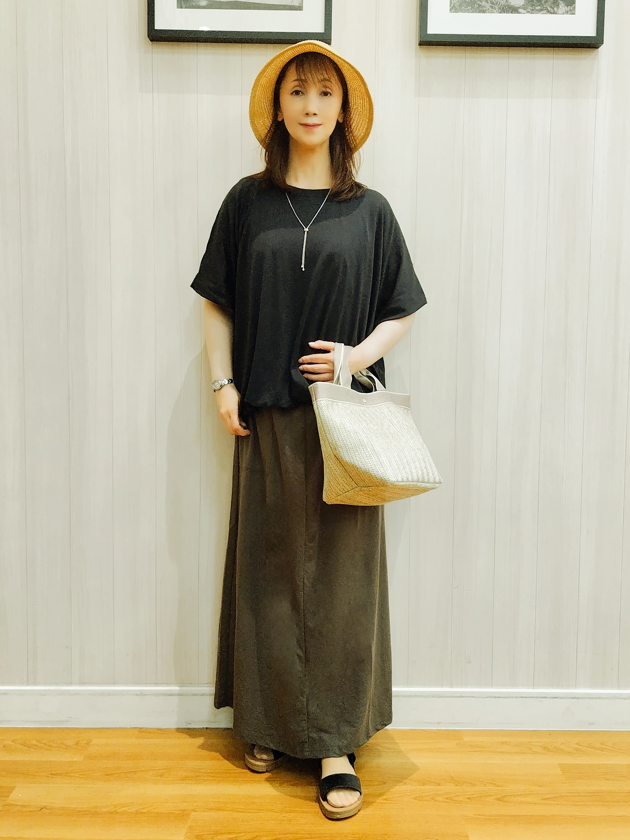 yseさんの「SHOO･LA･RUE｜【洗濯機可/体型カバー】インせず着られる バルーンデザインTシャツ」を使ったコーディネート