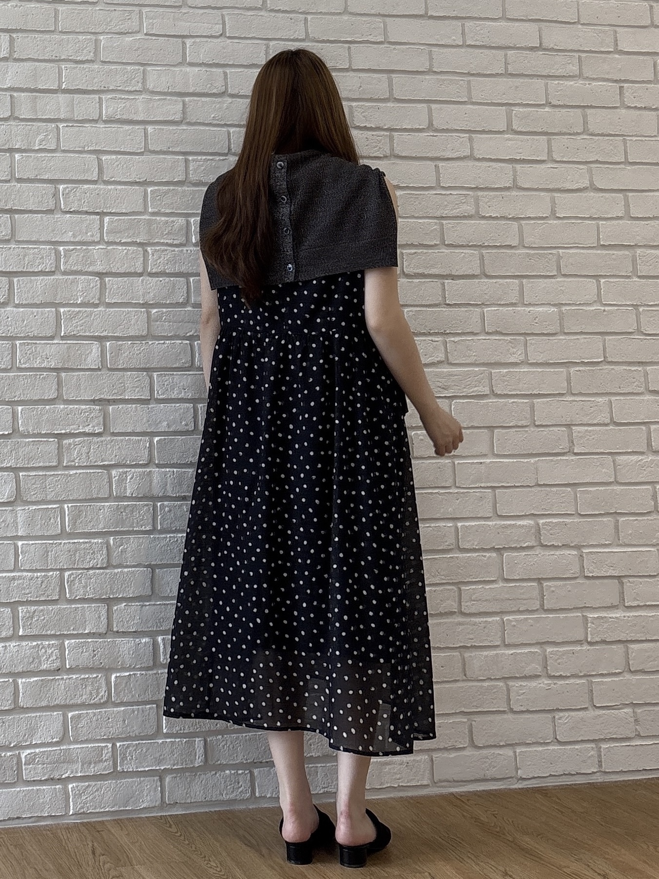 sayaさんの「grove｜ラメメッシュキーネックカーディガン」を使ったコーディネート