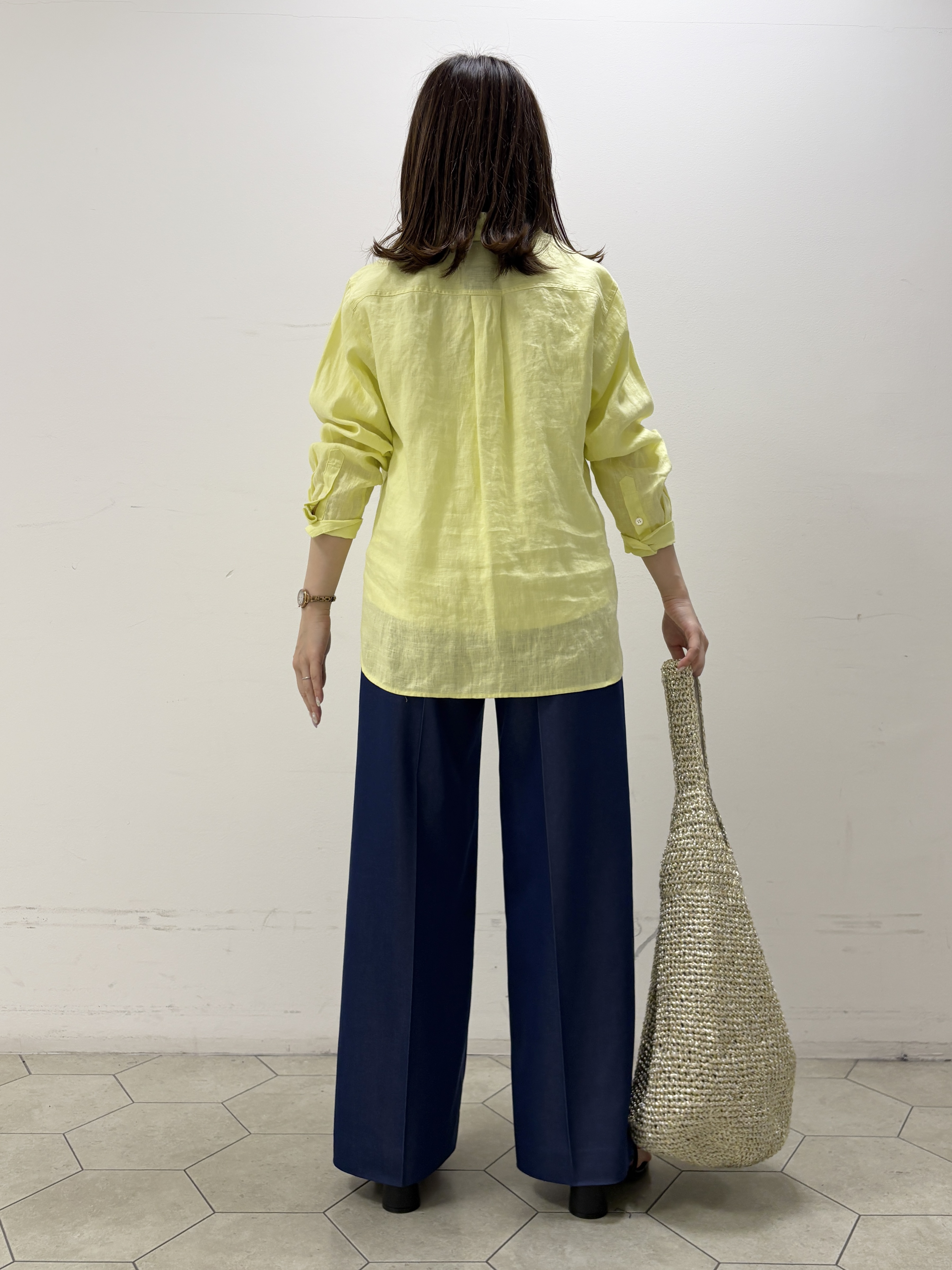 kahoさんの「INDIVI｜【接触冷感／2WAY】カシュクールリネンシャツ」を使ったコーディネート
