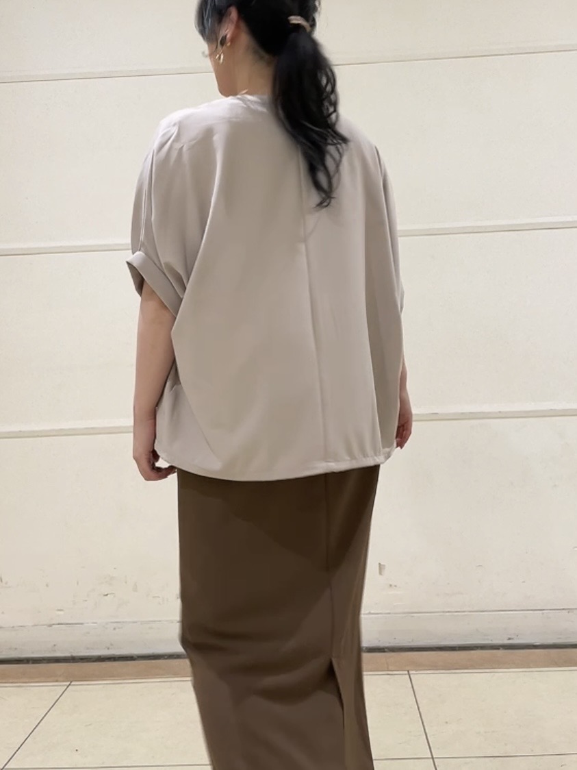 watanabeさんの「UNTITLED｜【秋羽織り/着る日傘】ドルマンフォルムブルゾン」を使ったコーディネート