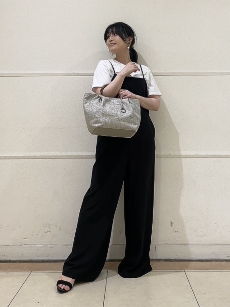 watanabeさんの「UNTITLED｜【洗える】レイヤード風レースコンビTシャツ」を使ったコーディネート