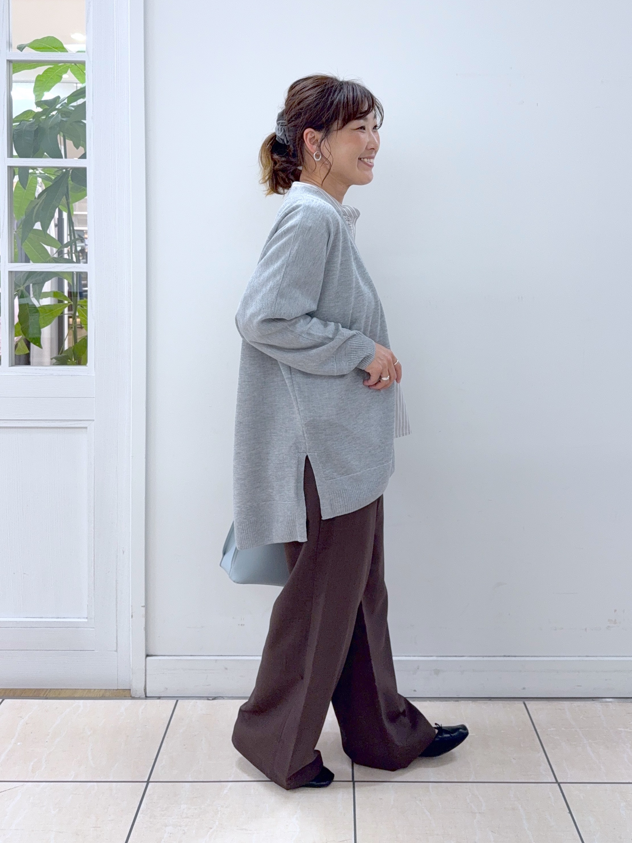 Osawaさんの「Dessin｜【洗える】ミドル丈シアーカーディガン」を使ったコーディネート