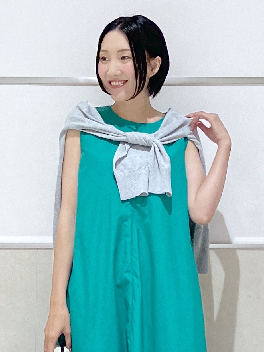 eriko さんの「Dessin｜【撥水】Aラインナイロンワンピース」を使ったコーディネート