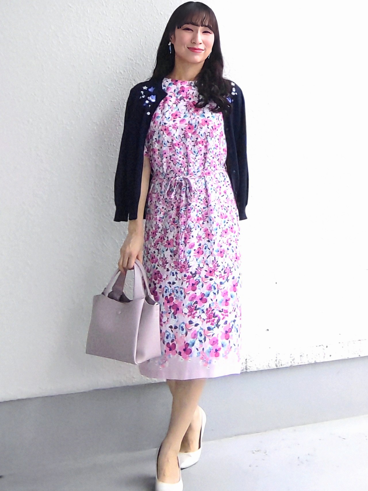 keinaさんの「SunaUna｜小花柄ワンピース」を使ったコーディネート