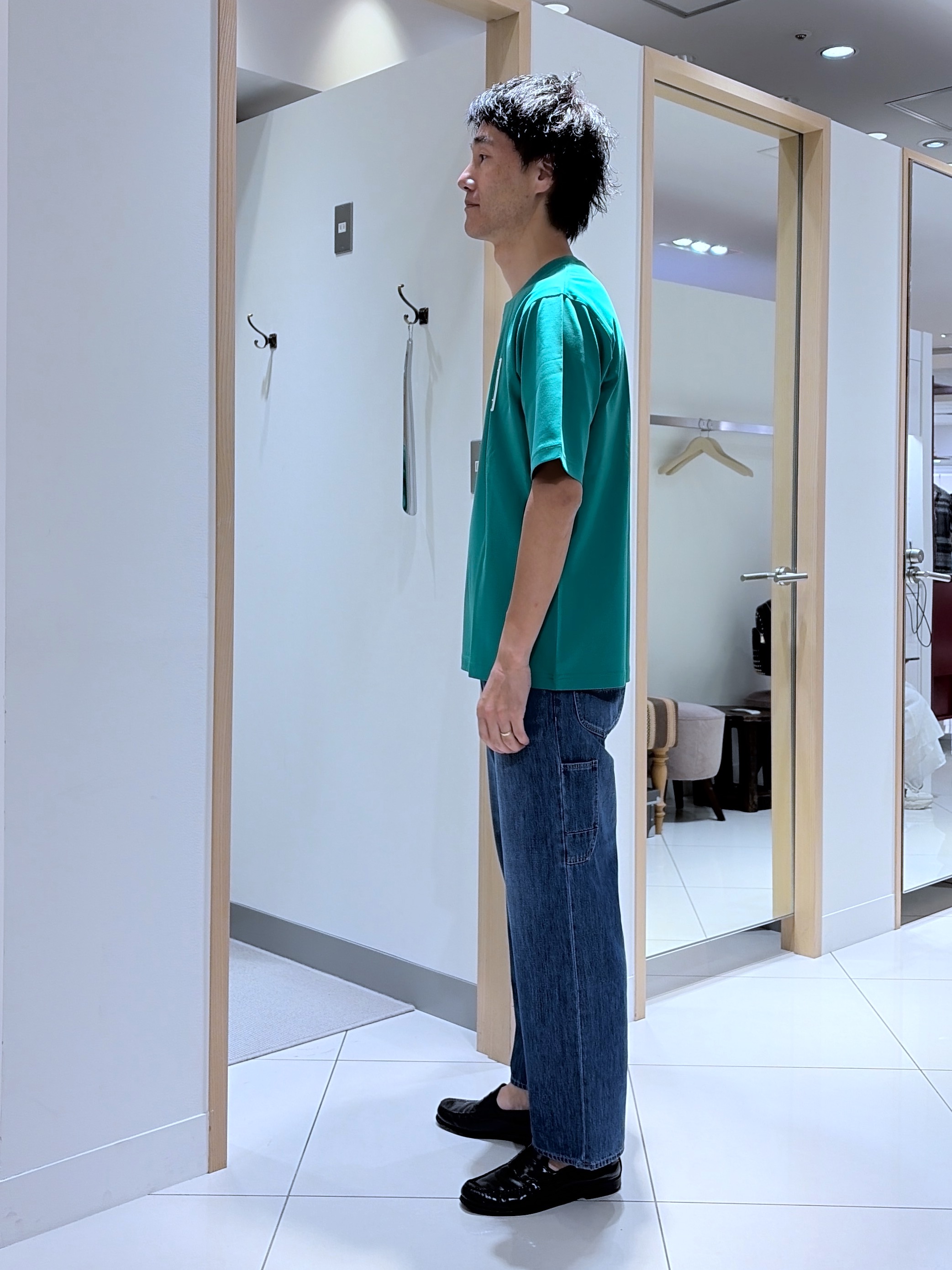 mutoさんの「TAKEO KIKUCHI｜【BOWLER HAT LABEL】アイスクリアコットン ラッキーセブン 半袖Tシャツ」を使ったコーディネート