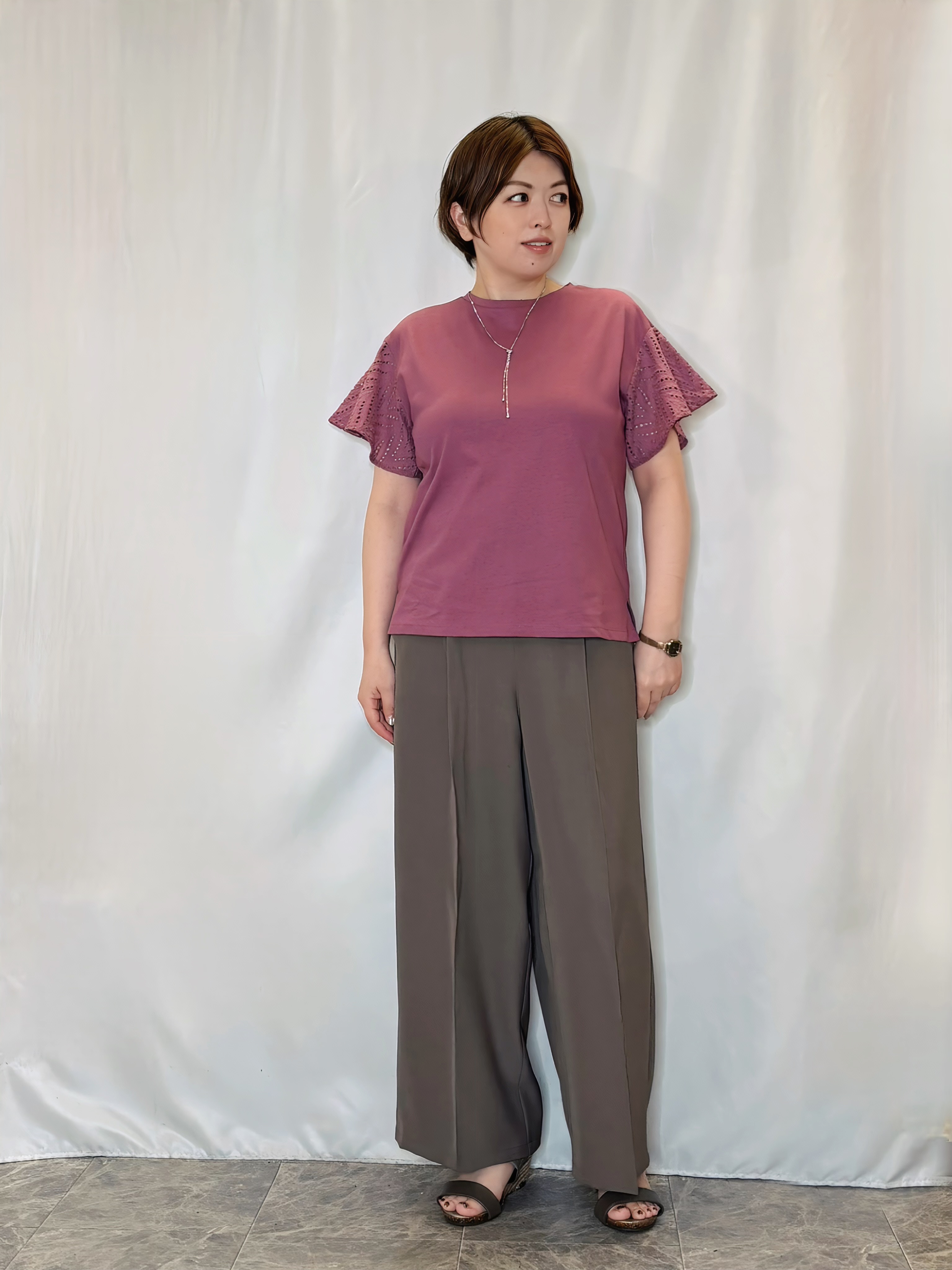たみさんの「SHOO･LA･RUE｜【S-LL/洗濯機可/体型カバー】汗じみが気になりにくい お袖レースフレアTシャツ」を使ったコーディネート