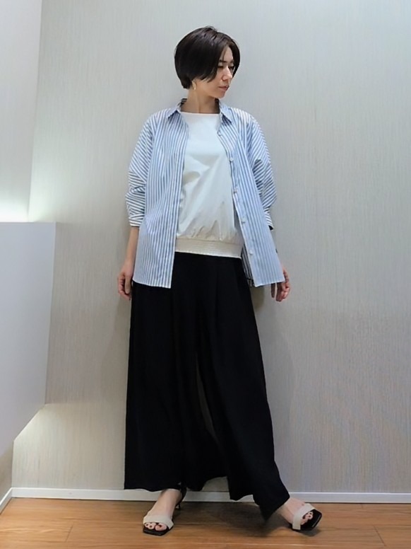 ミズタさんの「UNTITLED｜【接触冷感/吸水速乾/UVカット】ドルマンスリーブシャツ」を使ったコーディネート