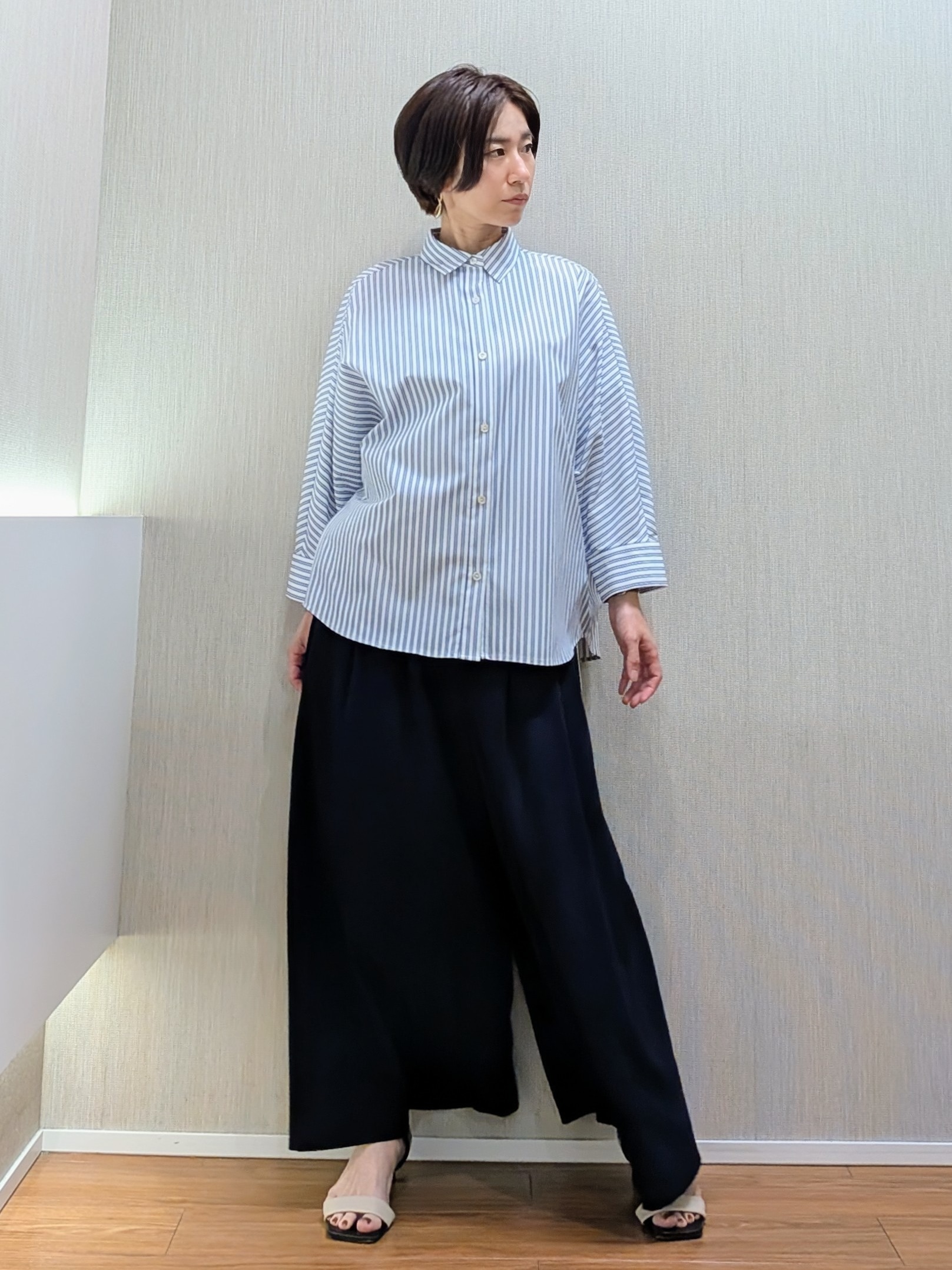 ミズタさんの「UNTITLED｜【接触冷感/吸水速乾/UVカット】ドルマンスリーブシャツ」を使ったコーディネート