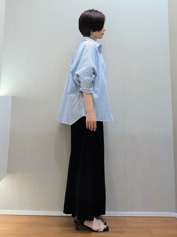 ミズタさんの「UNTITLED｜【接触冷感/吸水速乾/UVカット】ドルマンスリーブシャツ」を使ったコーディネート