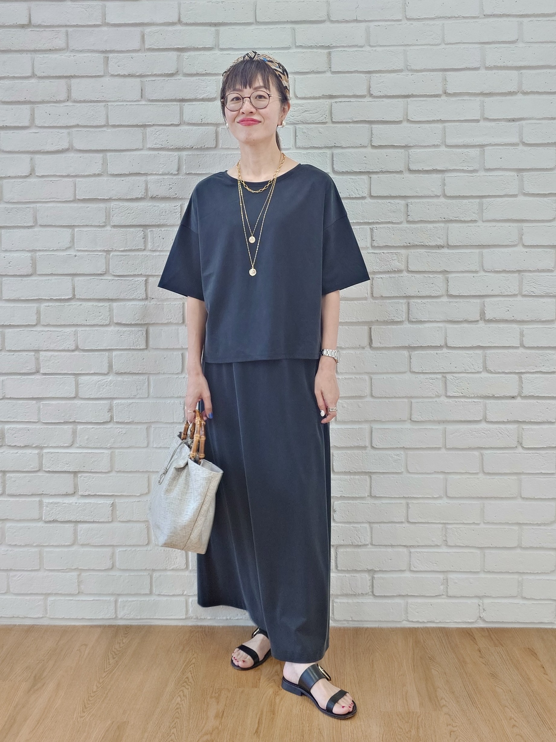 MUTSUKOさんの「UNTITLED｜【きれいめTシャツ/セットアップ可】ヴィンテージライクプルオーバー」を使ったコーディネート