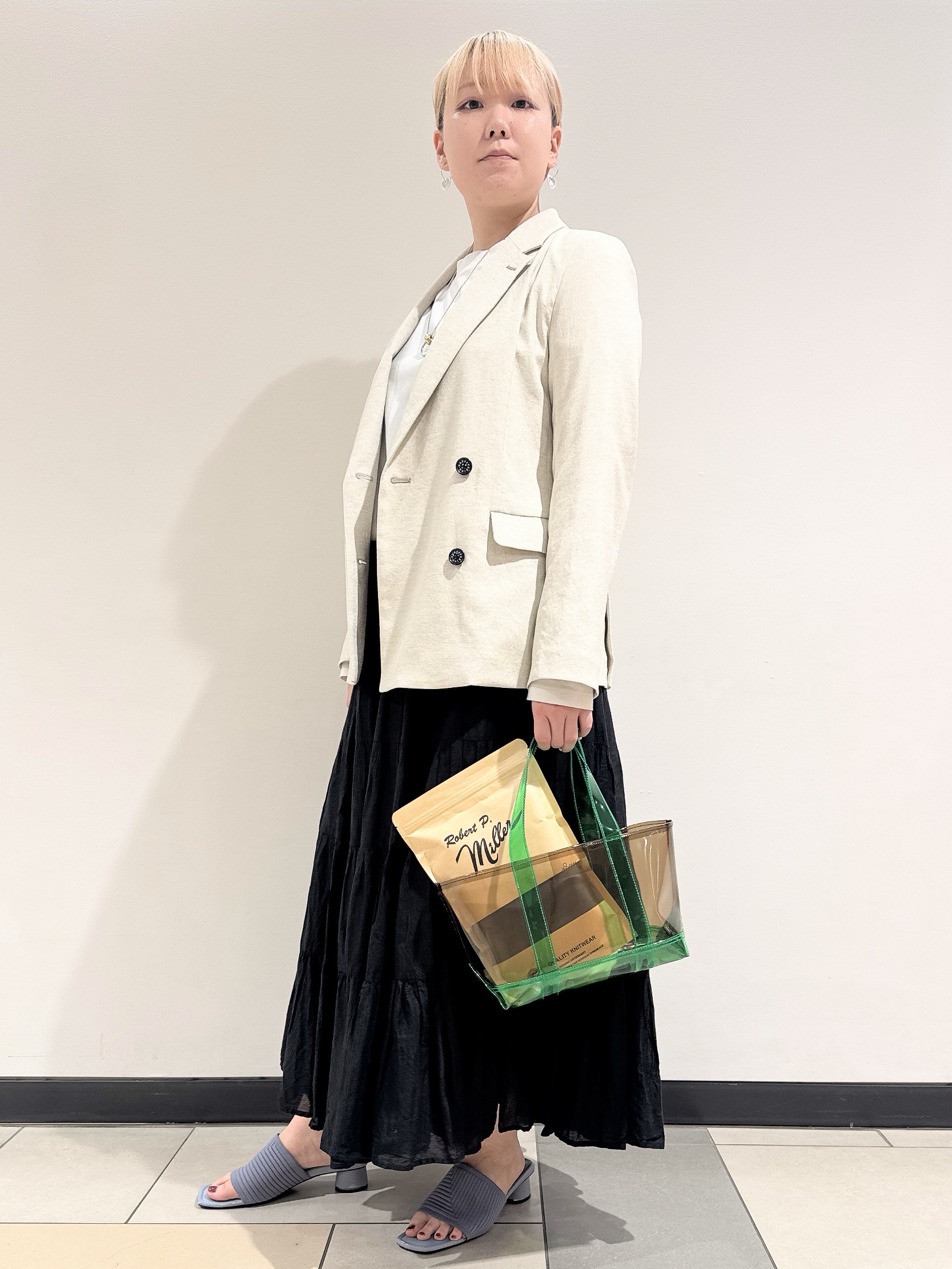 なかもとあきさんの「DRESSTERIOR｜【セットアップ可/吸水速乾/ウォッシャブル】リネンブレンドオックスダブルジャケット」を使ったコーディネート