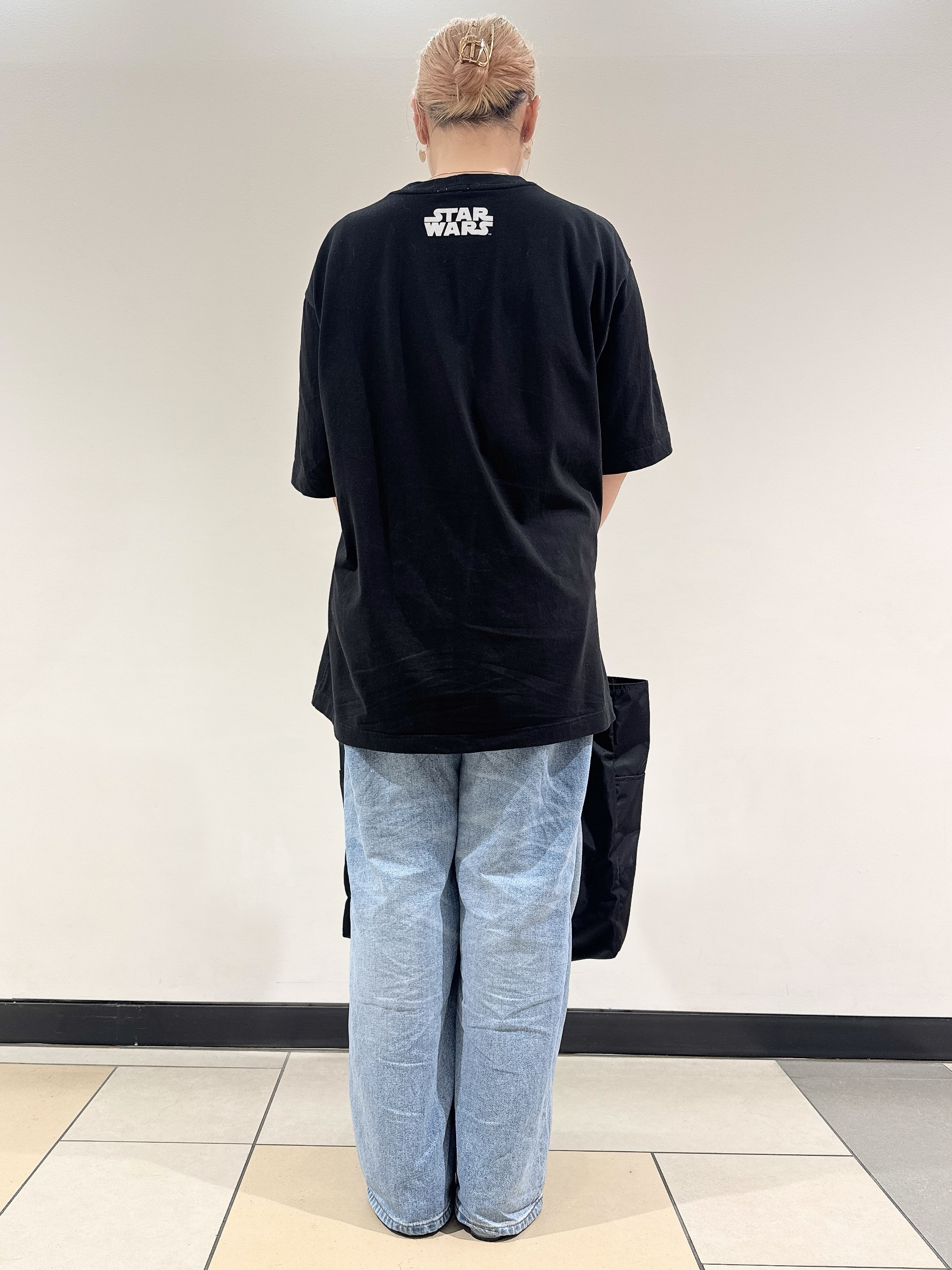 なかもとあきさんの「DRESSTERIOR｜NOMADIS（ノマディス）SAC2／16 ビッグトートバッグ」を使ったコーディネート