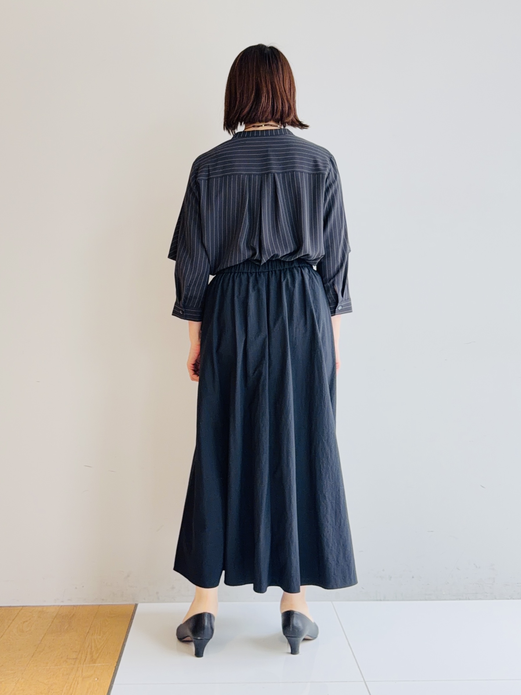 murayamaさんの「INDIVI｜【羽織りにも！/UVケア/着る日傘】ケープ風ブラウス」を使ったコーディネート