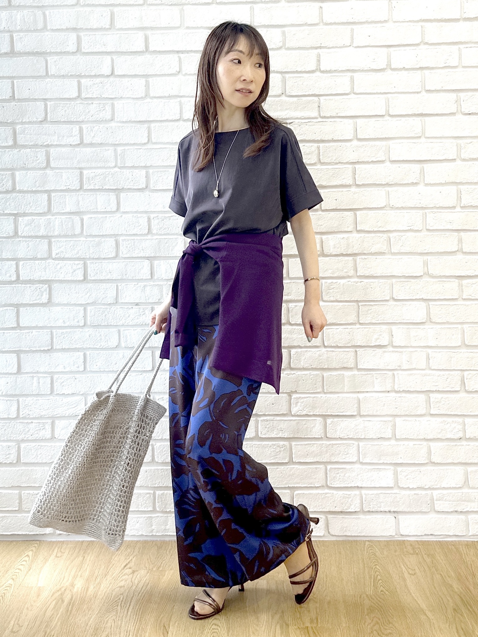 Miwaさんの「UNTITLED｜【秋めきリラクシー/セットアップ可】ヴィンテージライクドルマンカットソー」を使ったコーディネート