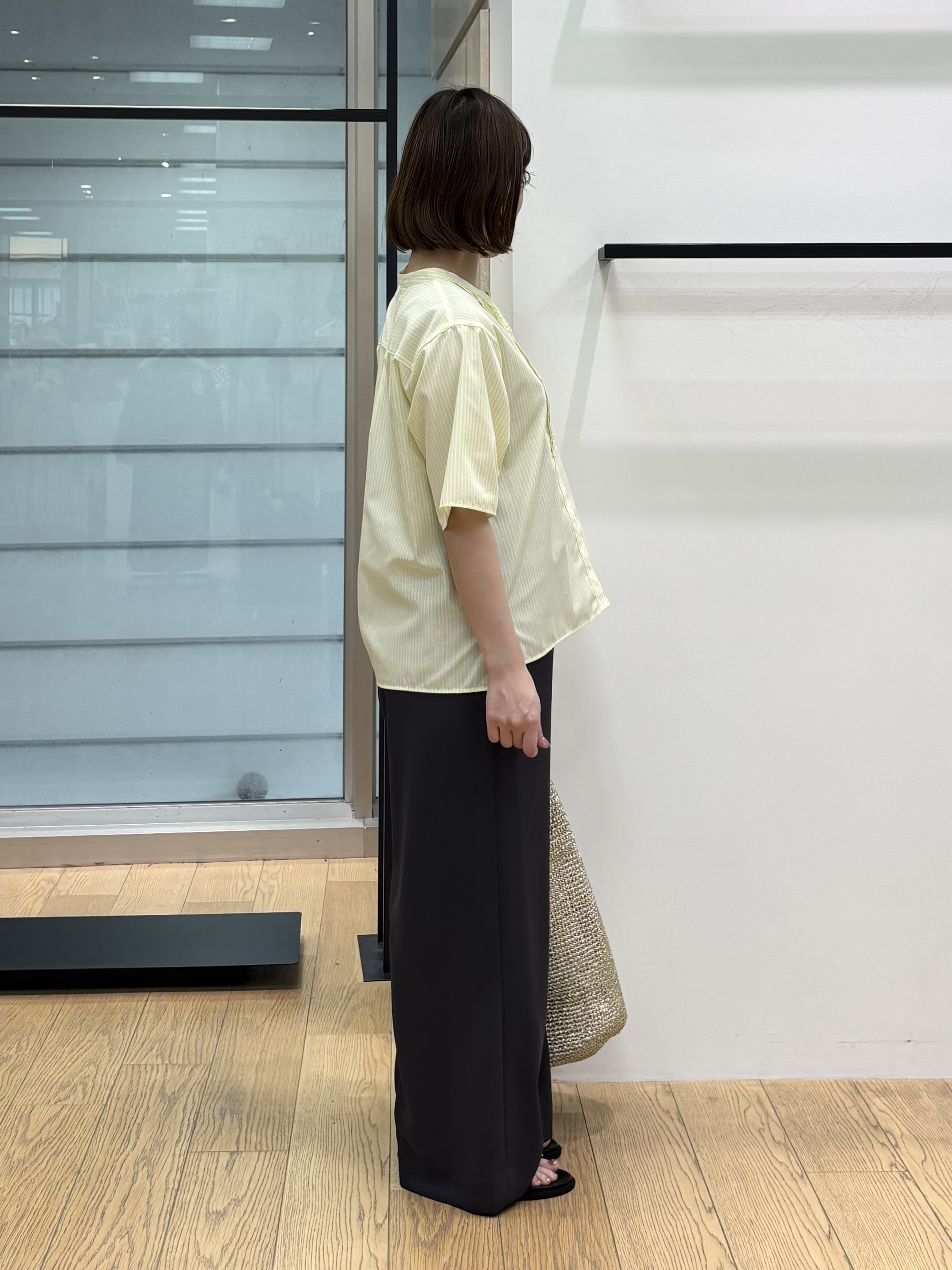 asamiさんの「INDIVI｜【洗える／UVケア／着映え】フリルピンタックブラウス」を使ったコーディネート