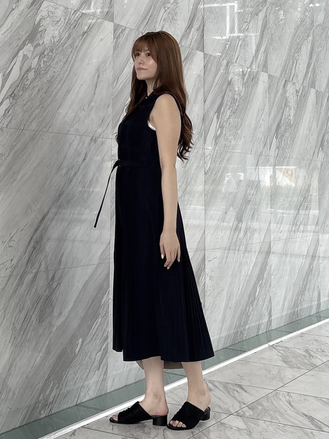 sayaさんの「grove｜【低身長さんも選べる着丈・洗濯機◎】プリーツベルトワンピース」を使ったコーディネート