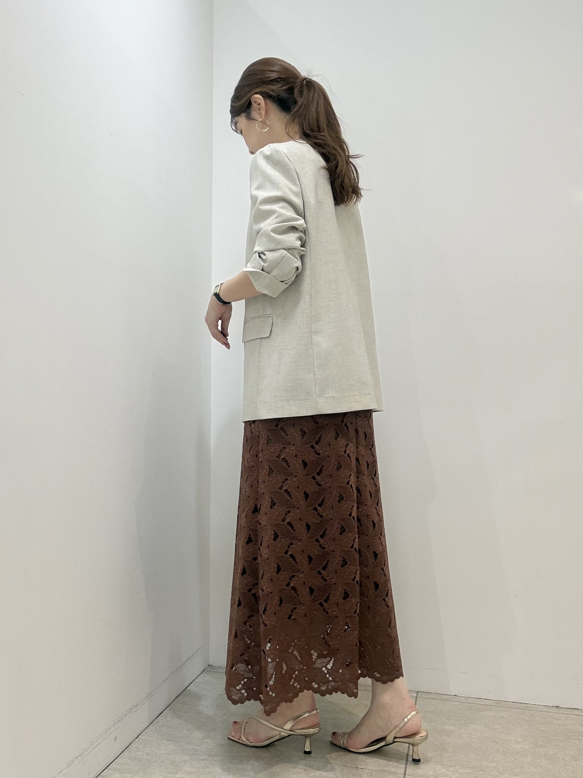 かなえさんの「UNTITLED｜◆【さらりと快適/セットアップ可/UV/接触冷感】スラブカラーレスジャケット」を使ったコーディネート