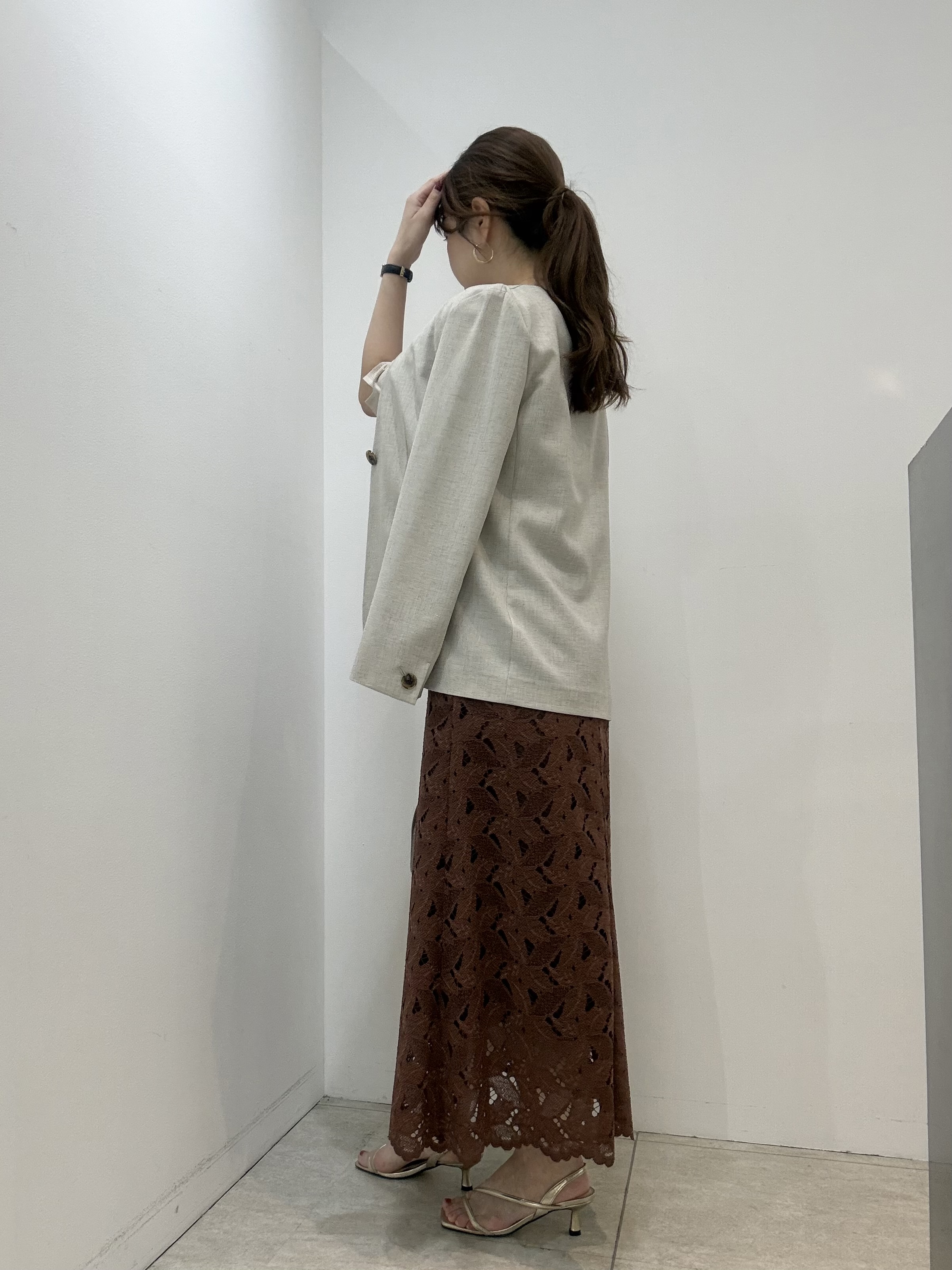 かなえさんの「UNTITLED｜◆【さらりと快適/セットアップ可/UV/接触冷感】スラブカラーレスジャケット」を使ったコーディネート