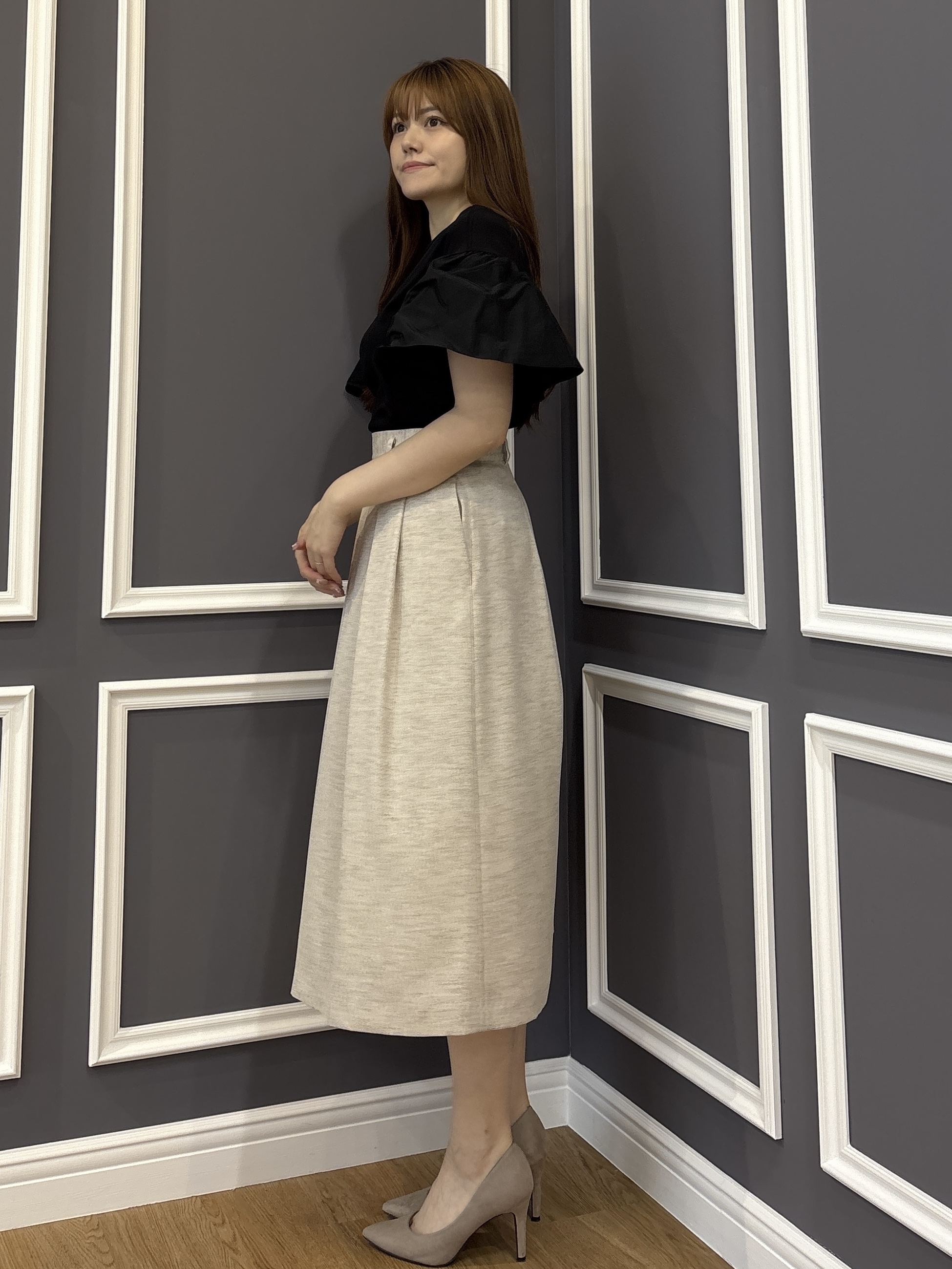 sayaさんの「COUP DE CHANCE｜【手洗い可／日本製】フレアスリーブプルオーバー」を使ったコーディネート