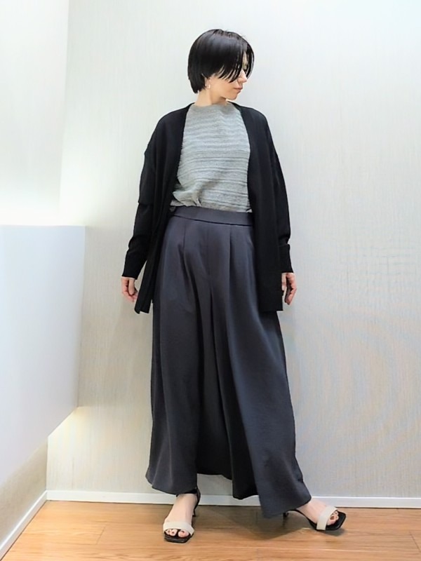 ミズタさんの「UNTITLED｜◆メッシュ柄ボーダーニット」を使ったコーディネート