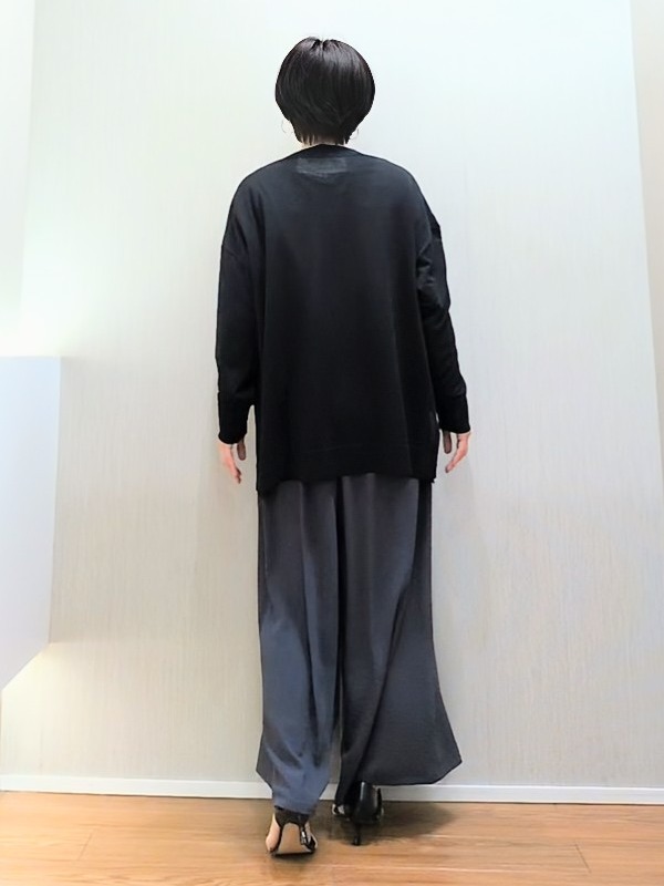 ミズタさんの「UNTITLED｜◆メッシュ柄ボーダーニット」を使ったコーディネート