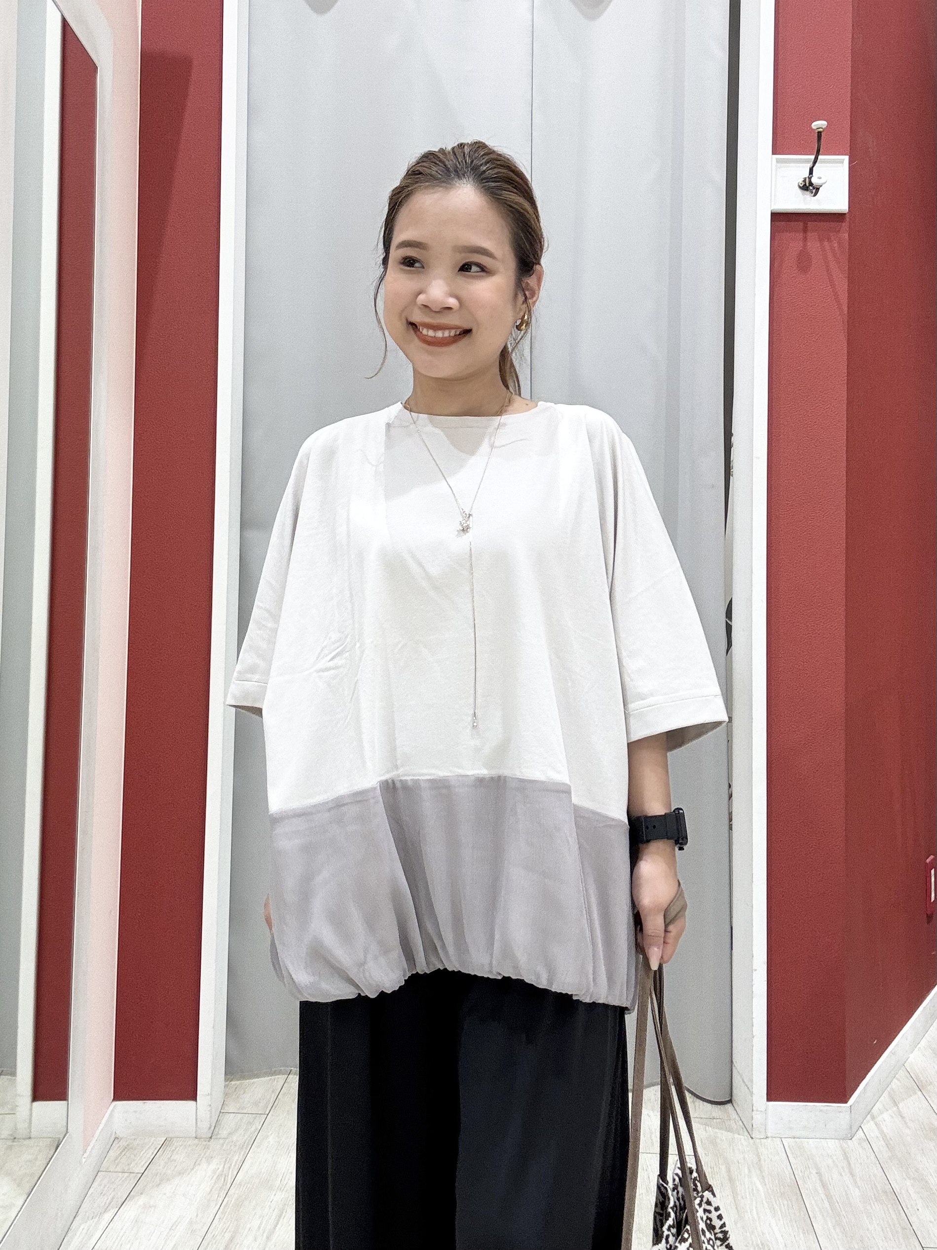 shioさんの「SHOO･LA･RUE｜【UV/体型カバー】冷房や朝晩の冷え込み対策にも さらとろ5分袖カーディガン」を使ったコーディネート