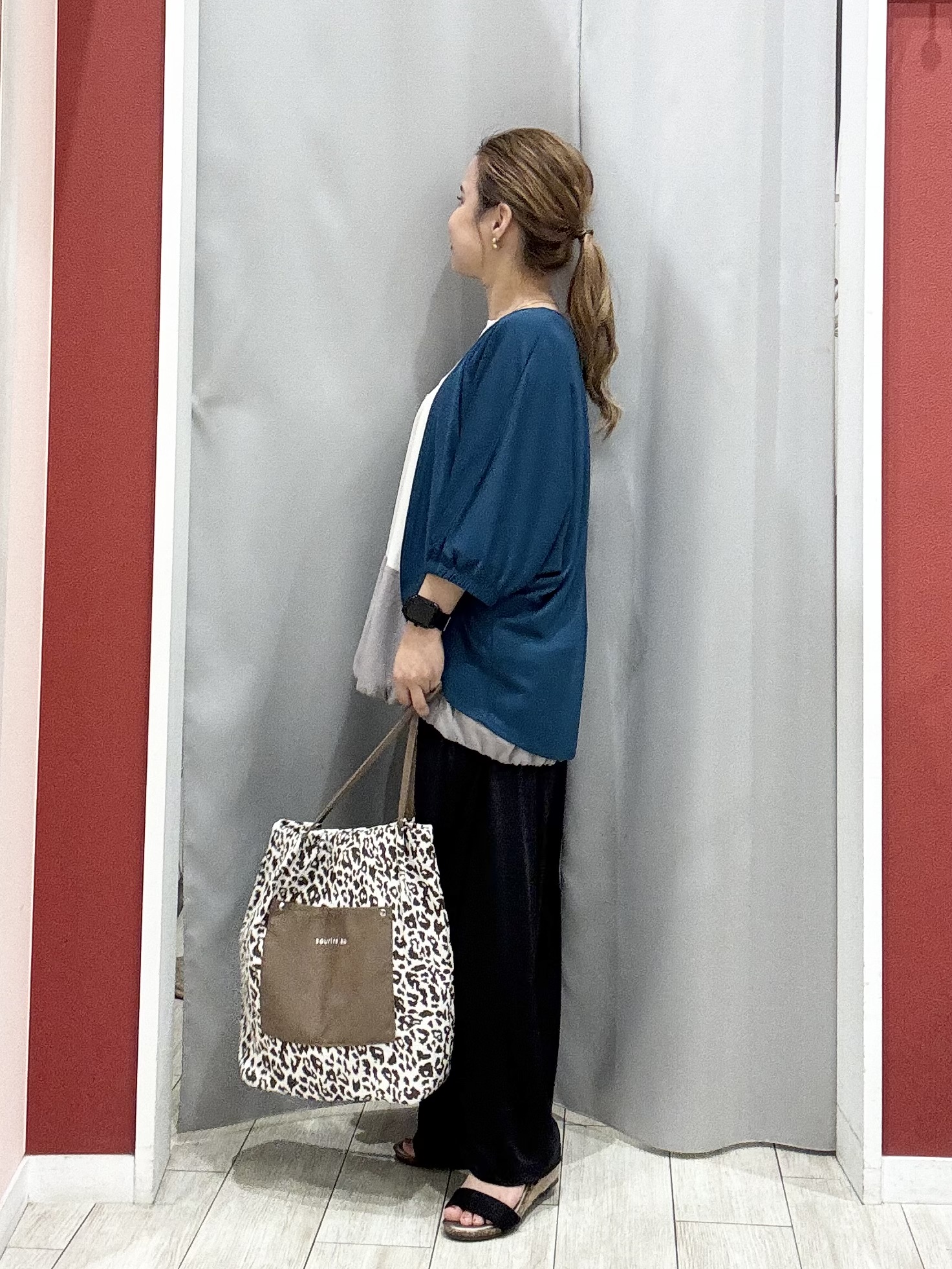 shioさんの「SHOO･LA･RUE｜【UV/体型カバー】冷房や朝晩の冷え込み対策にも さらとろ5分袖カーディガン」を使ったコーディネート