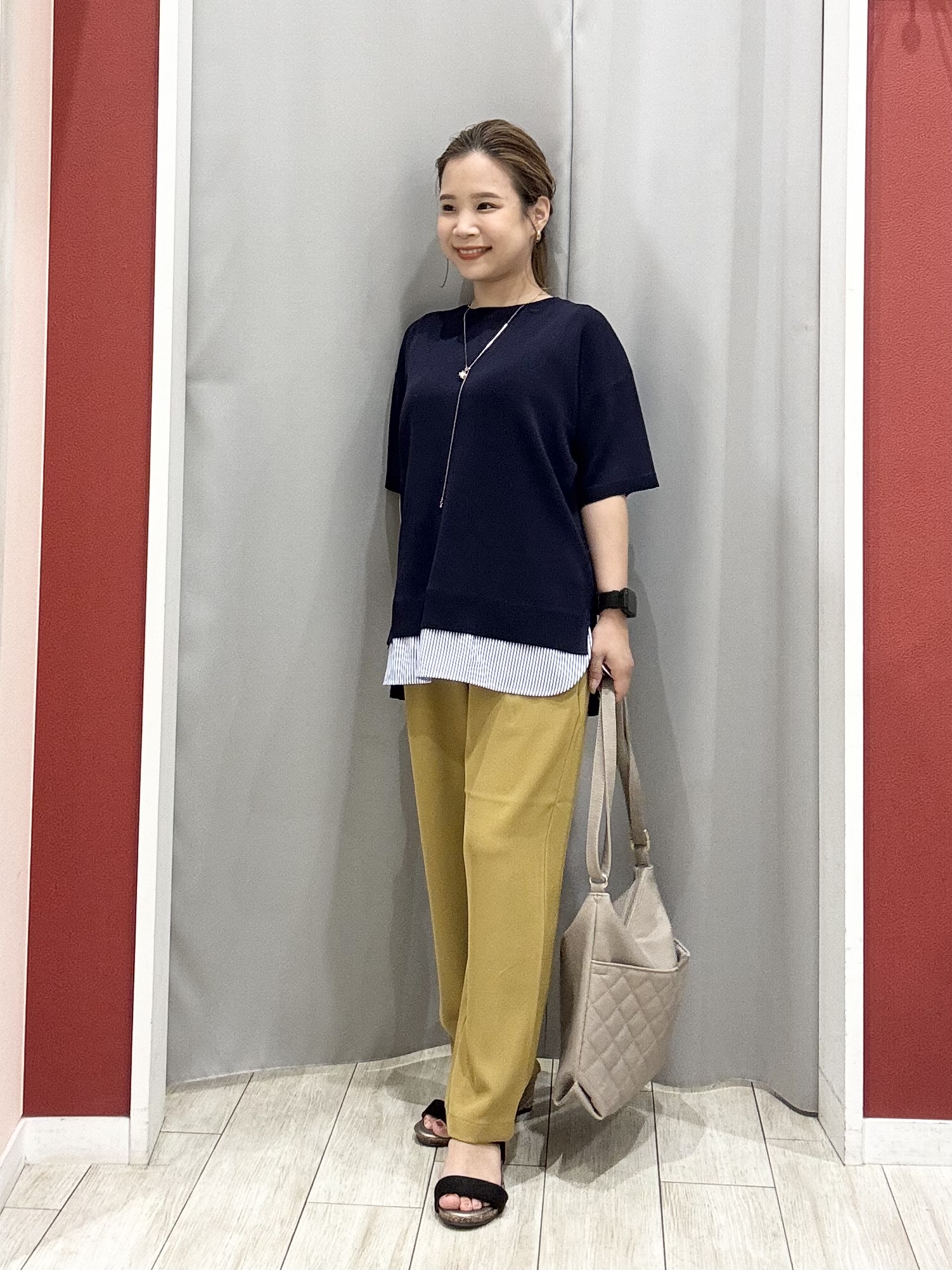 shioさんの「SHOO･LA･RUE｜【UV/洗濯機可/S-LL】毛玉になりにくい シャツレイヤード風でこなれ見え 半袖ニット」を使ったコーディネート