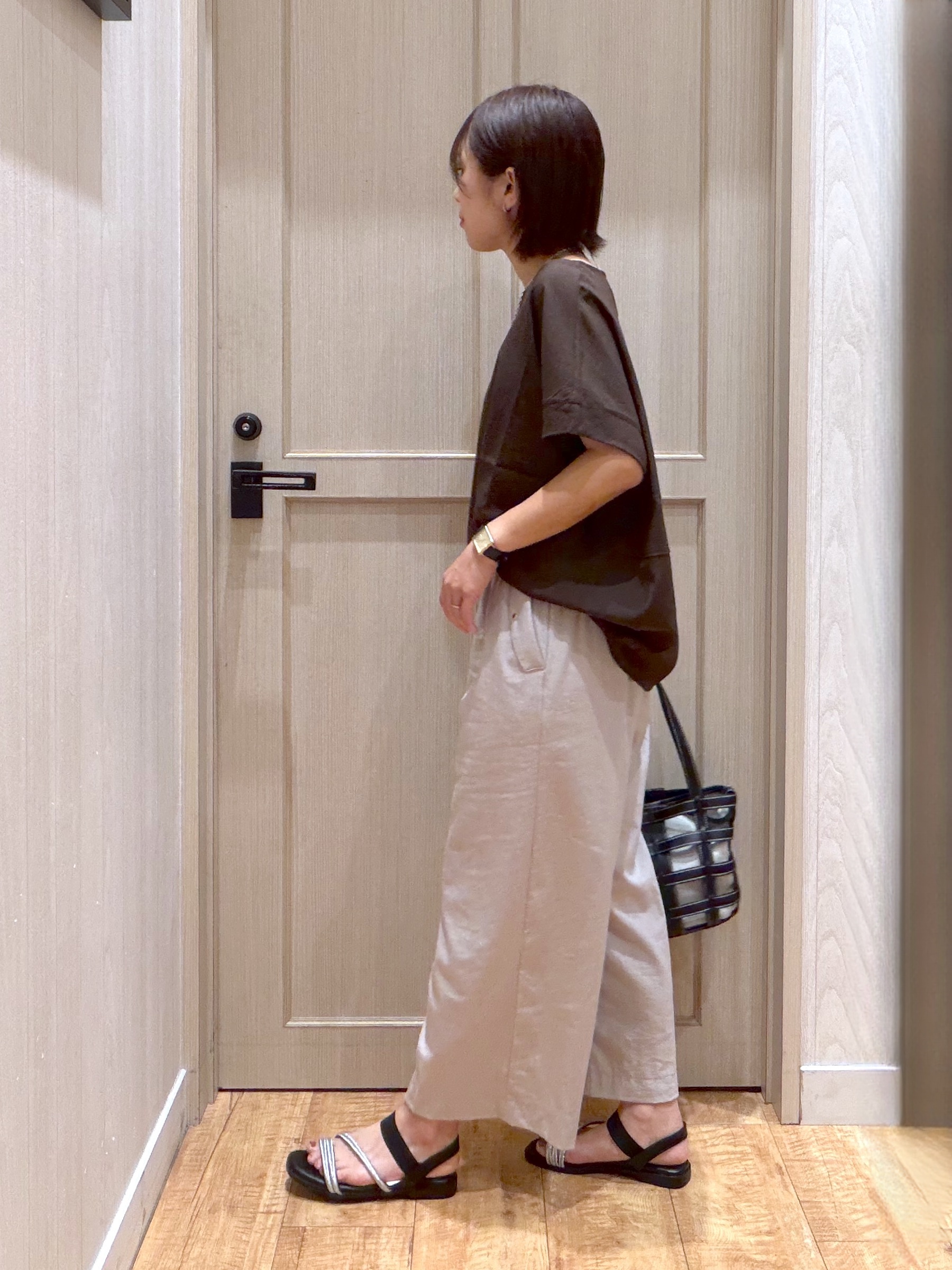 shirayuuuさんの「SHOO･LA･RUE｜【洗濯機可/セットアップ可】軽凛(かろりん) シンプル上品 切替コクーントップス」を使ったコーディネート