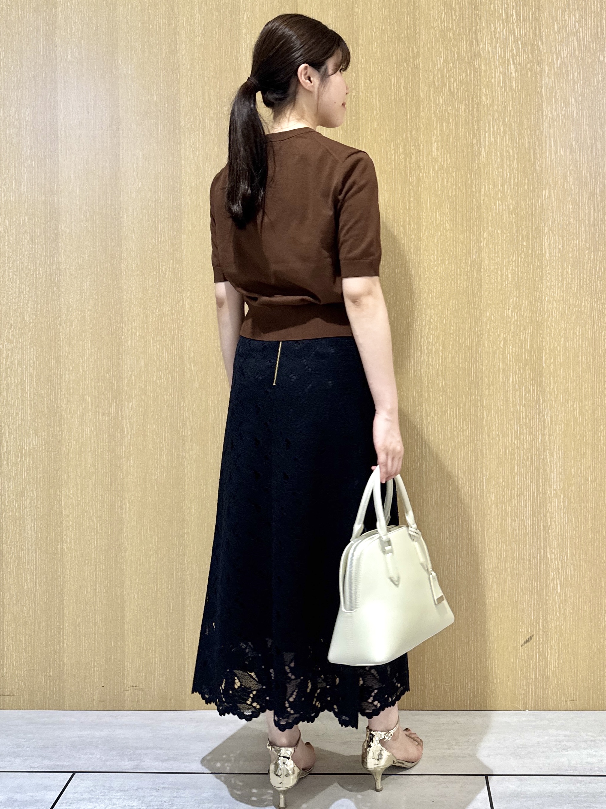 nanaさんの「UNTITLED｜【すっきり秋羽織り/前開きボタン】ドライタッチ5分袖カーディガン」を使ったコーディネート
