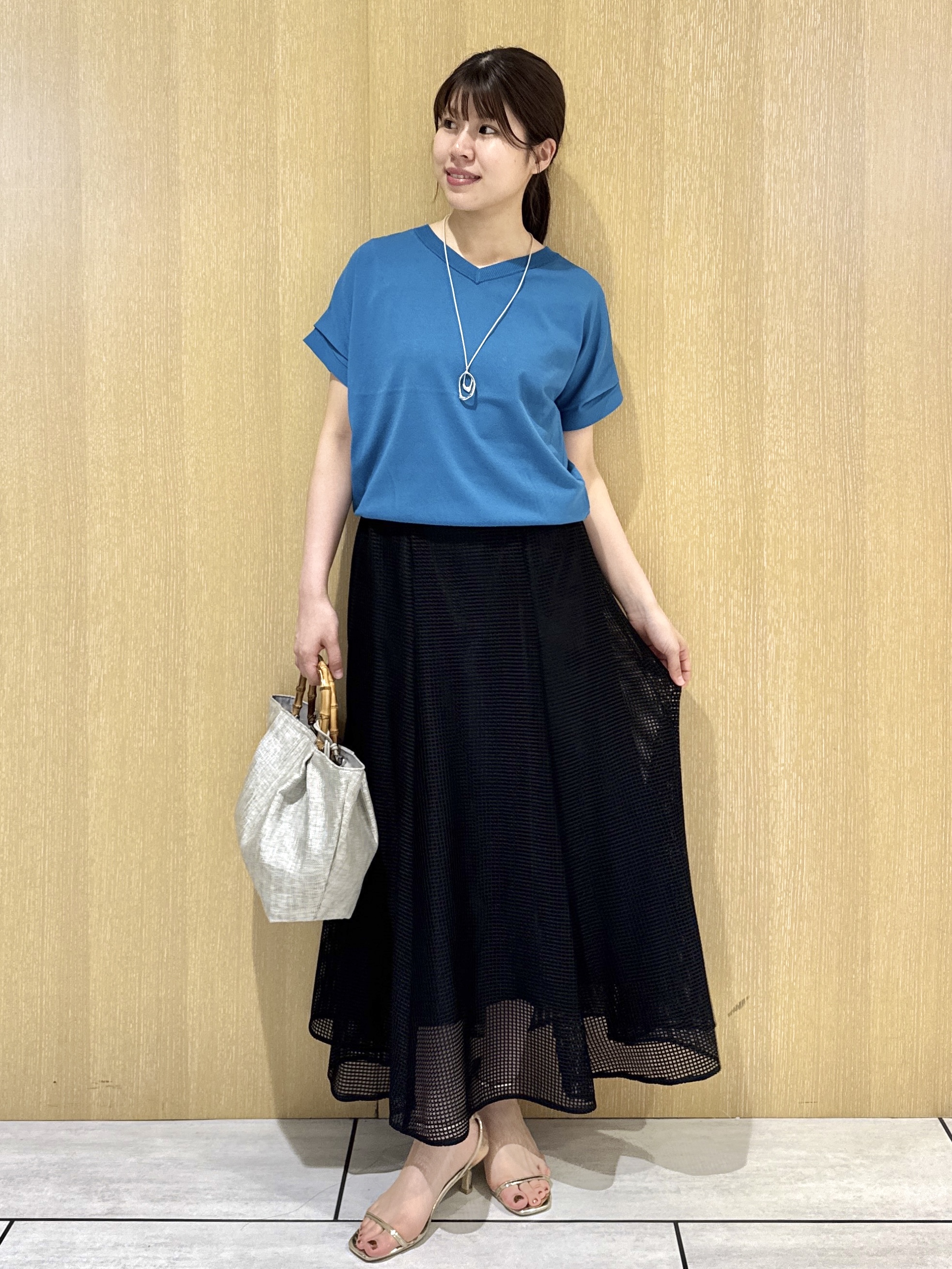 nanaさんの「UNTITLED｜【肌に張りつきにくい/前後2WAY】ドライタッチコットンプルオーバー」を使ったコーディネート