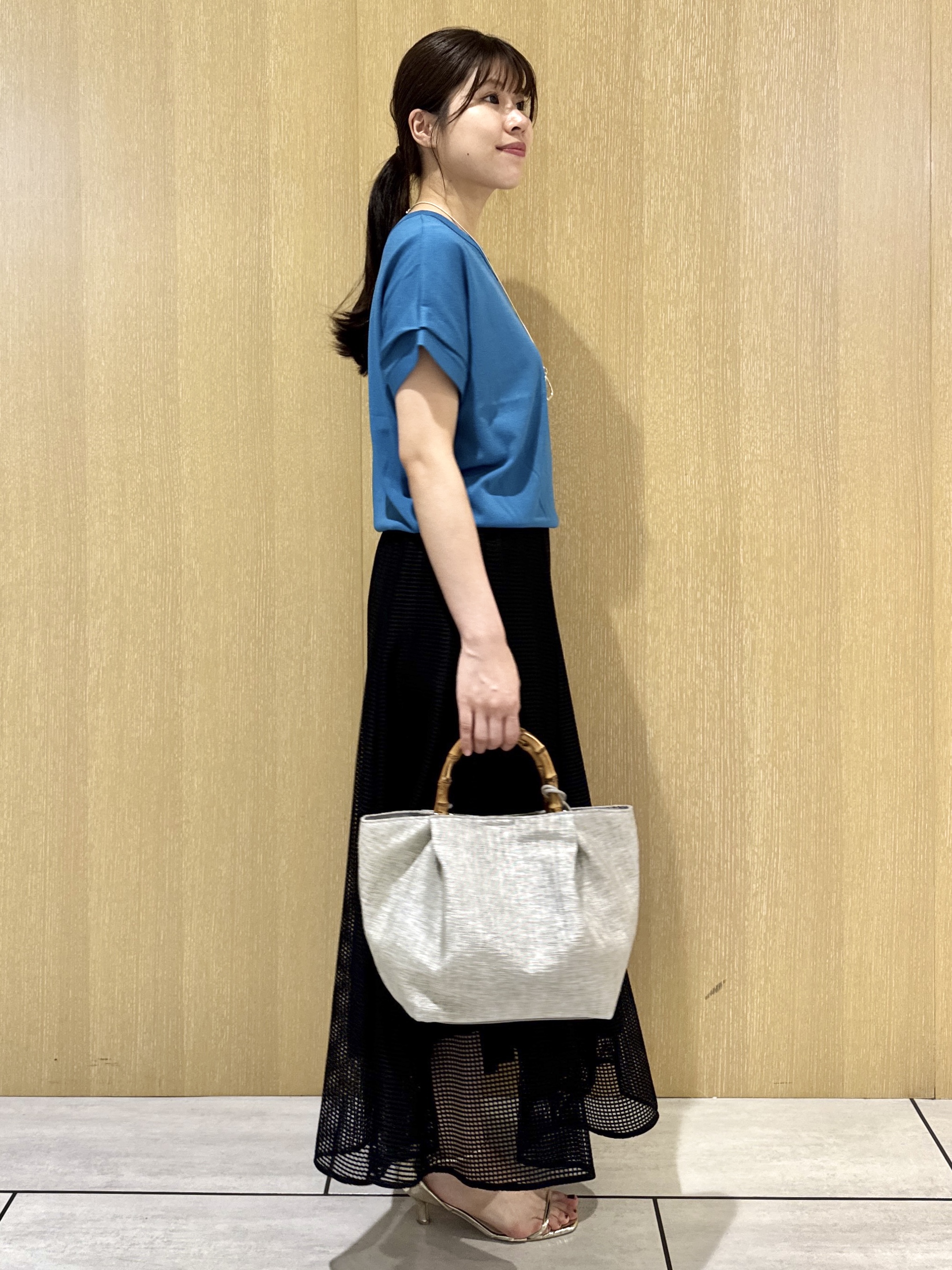 nanaさんの「UNTITLED｜【肌に張りつきにくい/前後2WAY】ドライタッチコットンプルオーバー」を使ったコーディネート