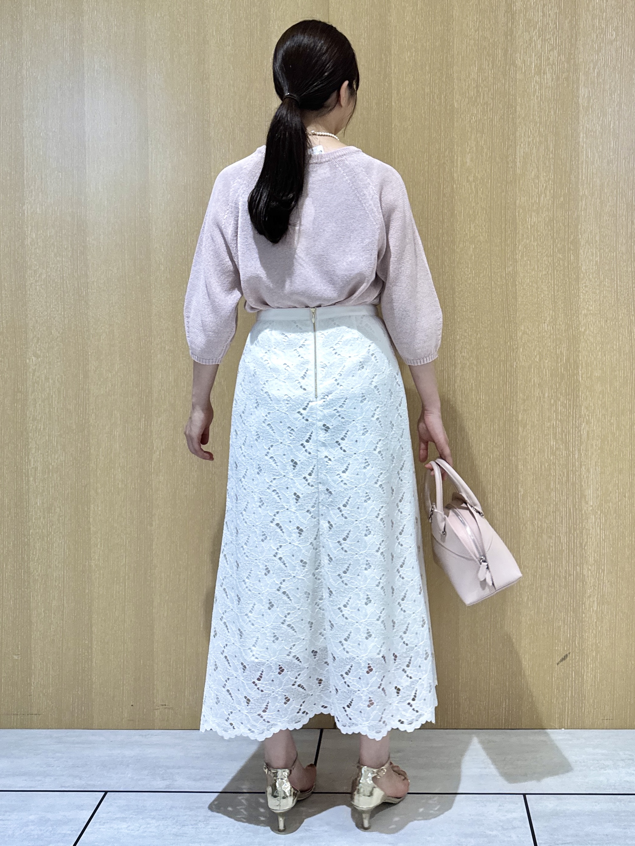 nanaさんの「UNTITLED｜【洗える/ゆったり】クルーネックドライニット」を使ったコーディネート