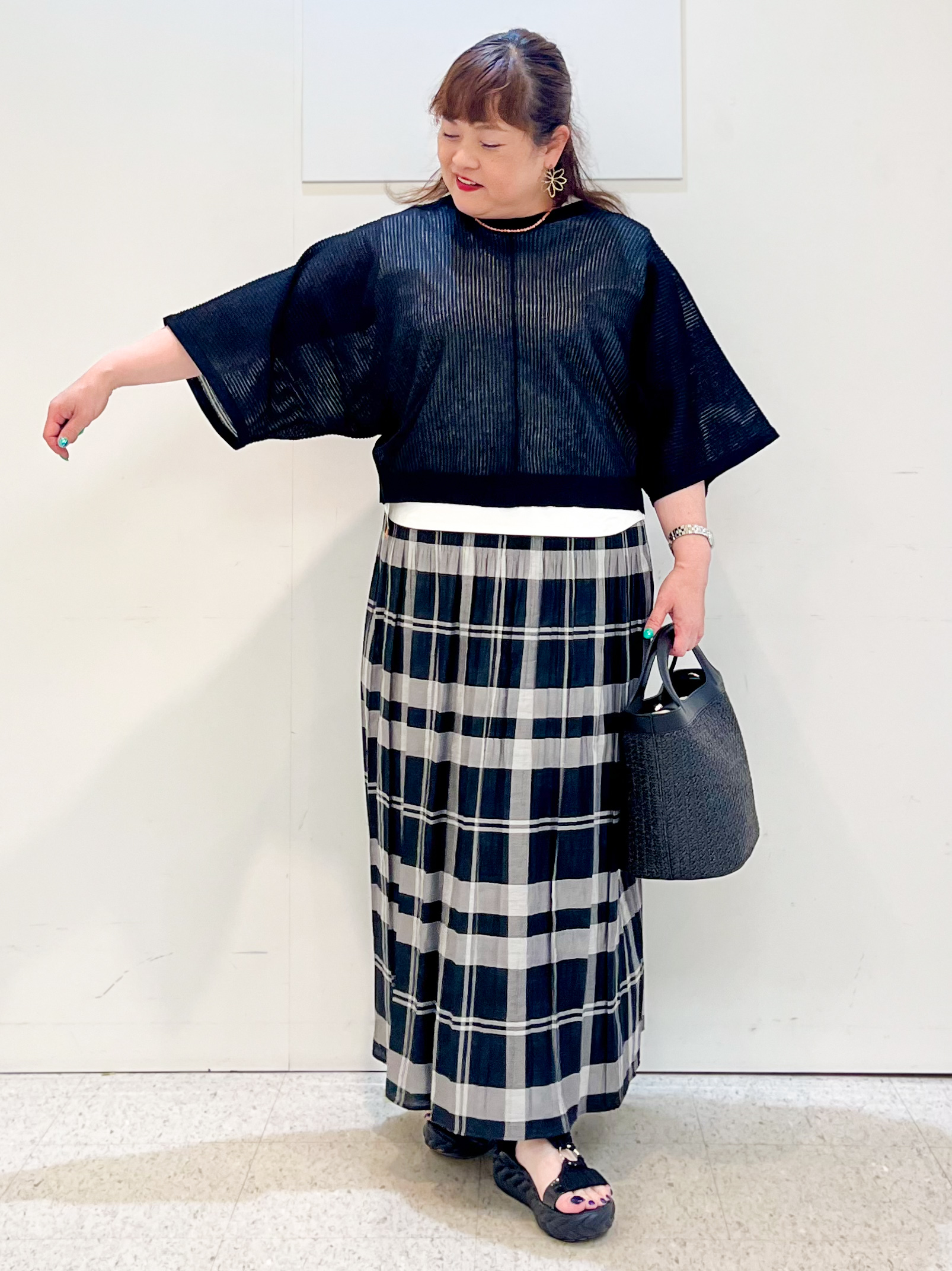 kimmyさんの「Reflect｜【前後2WAY】オフボディ リラクシーニット」を使ったコーディネート