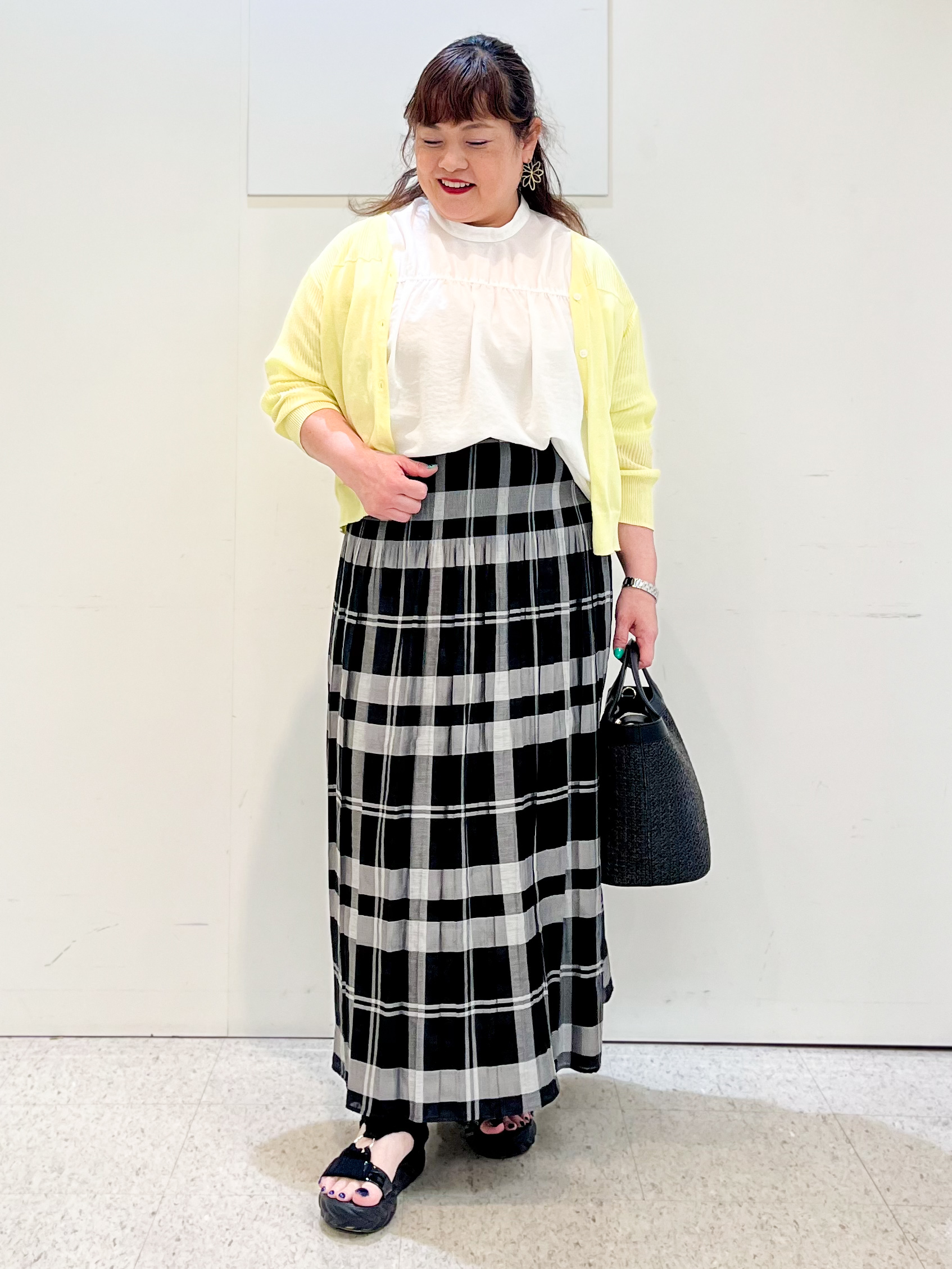 kimmyさんの「Reflect｜Vネックニットカーディガン」を使ったコーディネート
