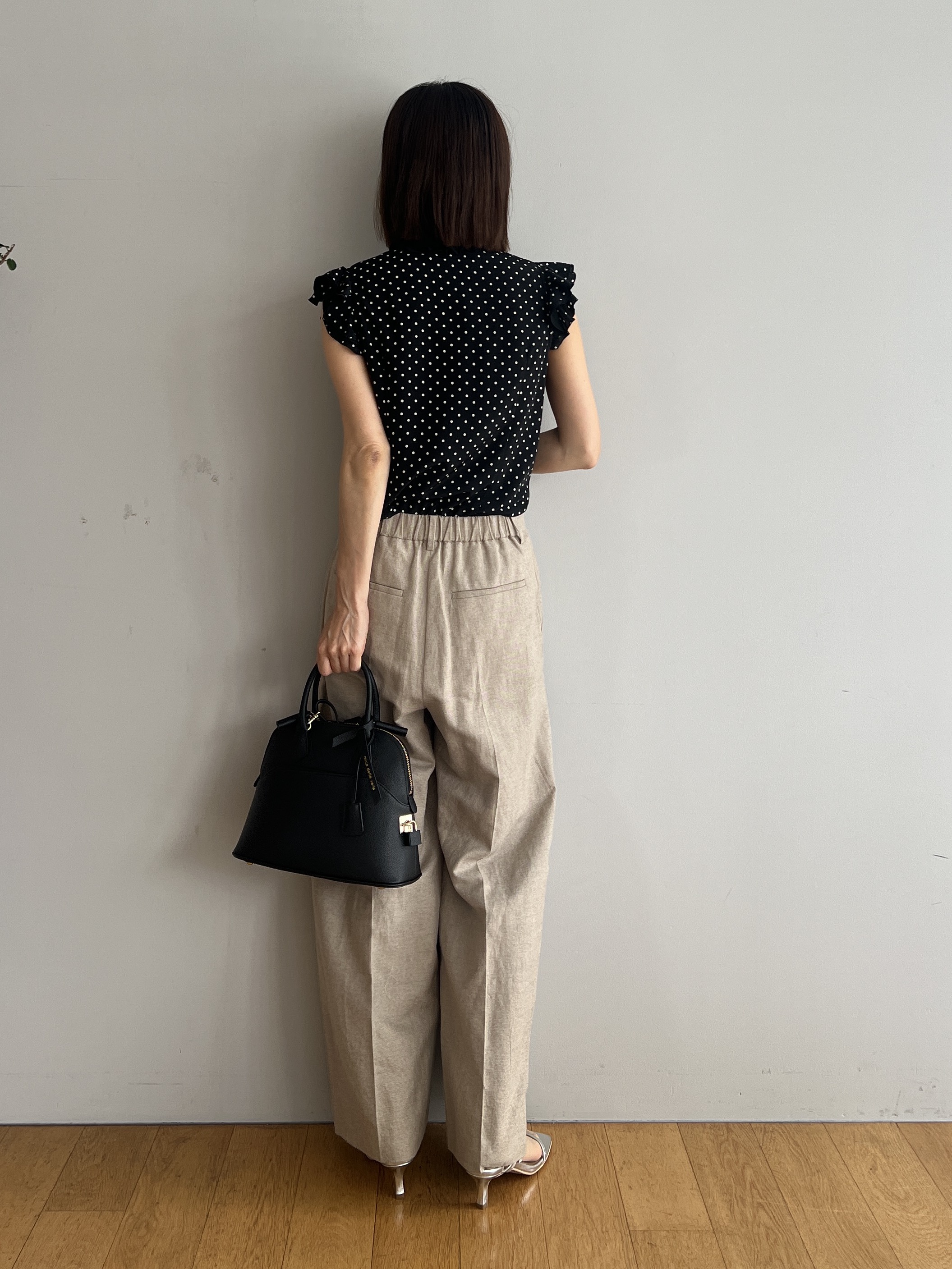 misaさんの「DRESSTERIOR｜◆mica della valle（ミカデラヴァッレ）Katia ハンドバッグ」を使ったコーディネート