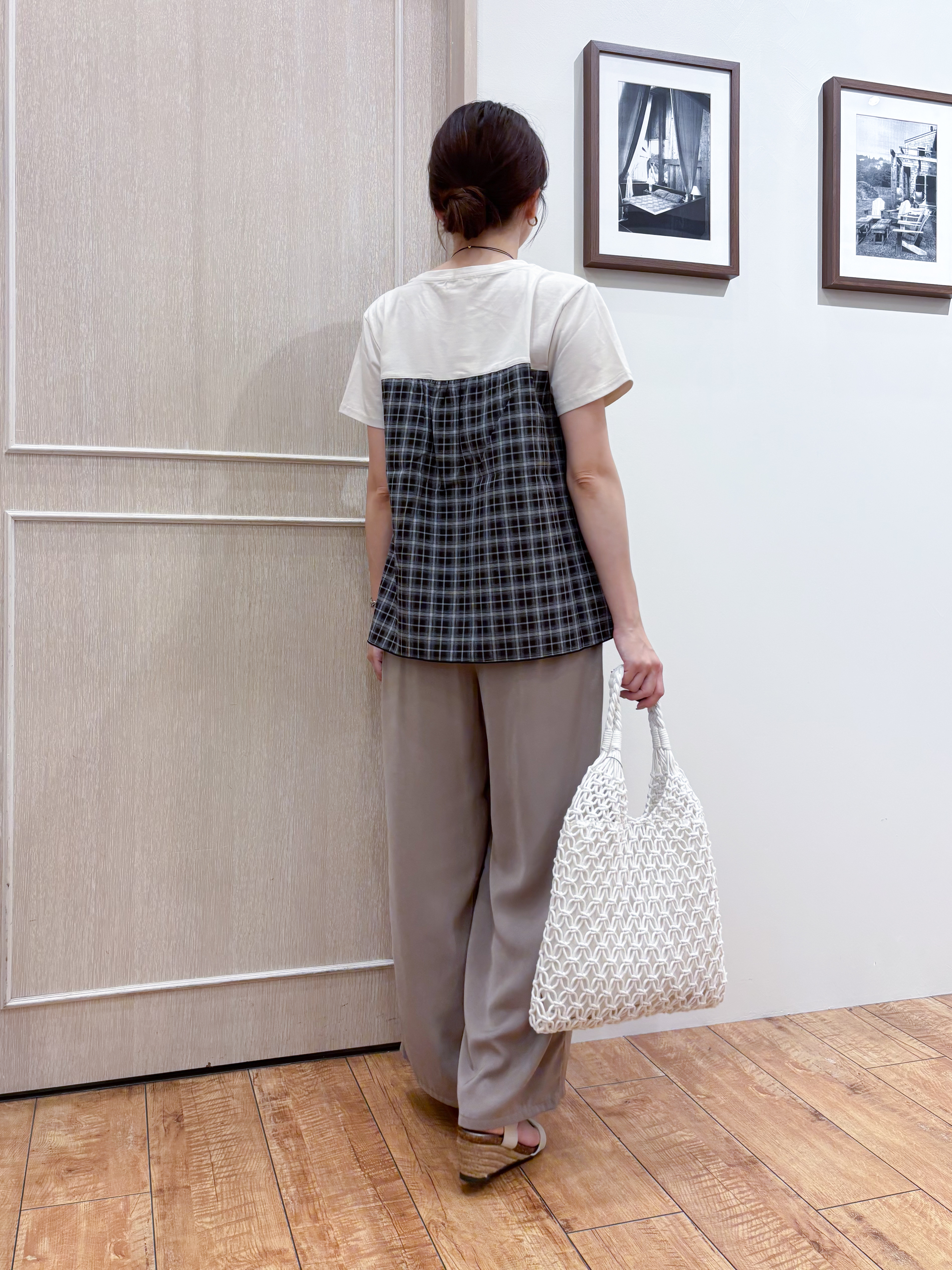 なみさんの「SHOO･LA･RUE｜【S-LL/洗濯機可/体型カバー】インせずサマ見え ビスチェ風異素材ドッキングTシャツ」を使ったコーディネート