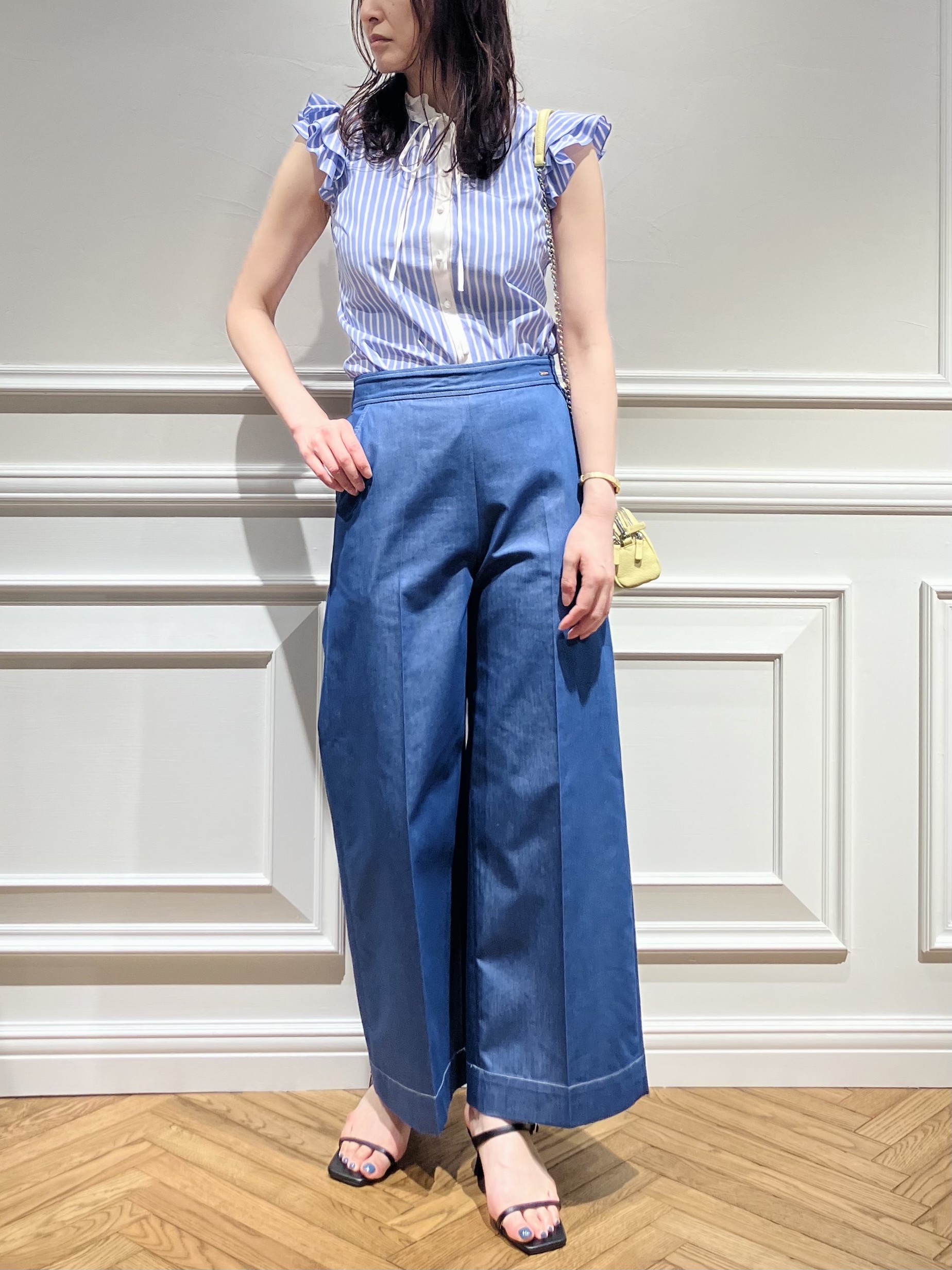 TSUKUIさんの「DRESSTERIOR｜◆クレリック ウィングスリーブ ブラウス」を使ったコーディネート