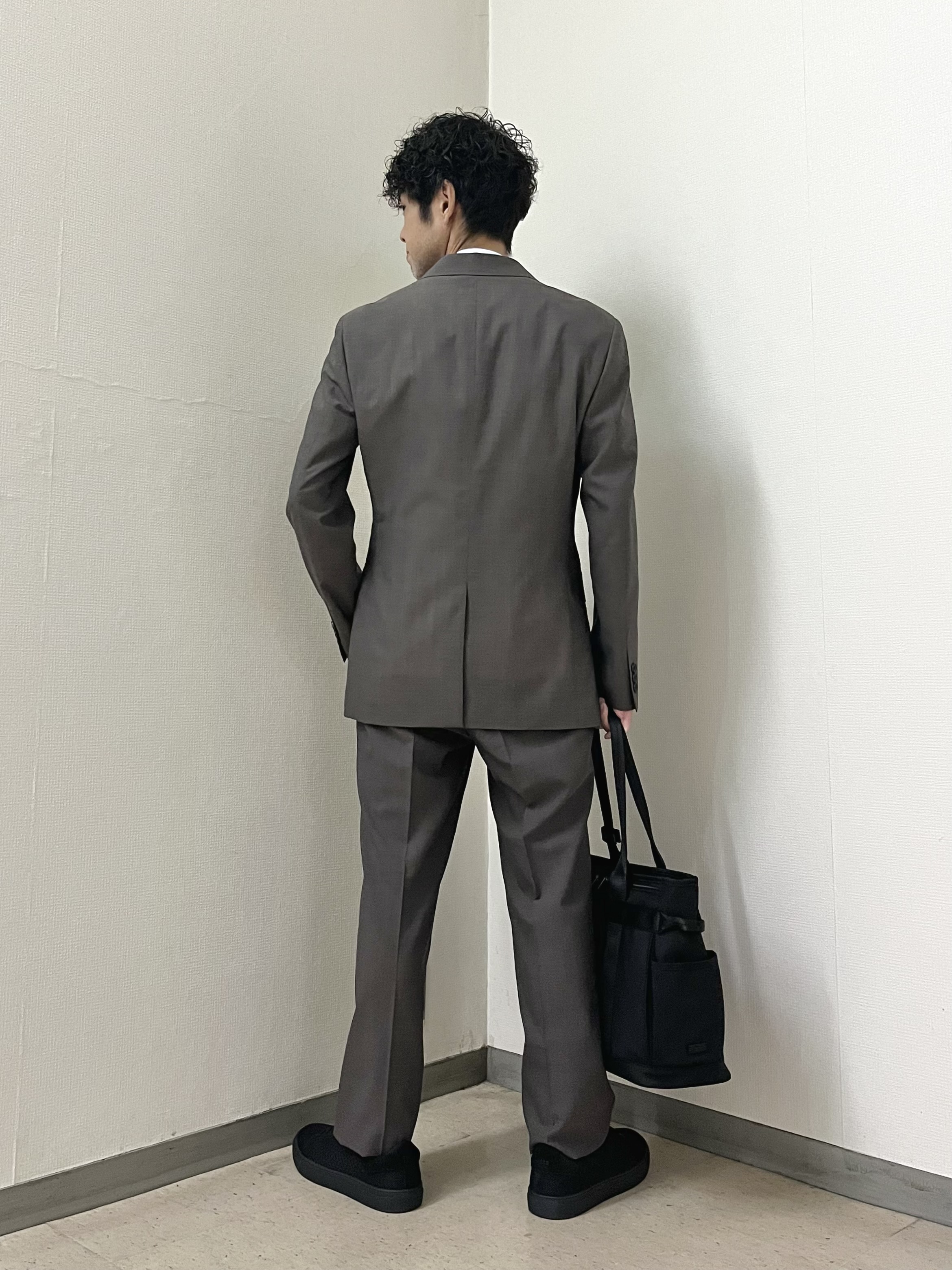 URAさんの「TAKEO KIKUCHI｜【BOWLER HAT LABEL】トロピカルシャンブレージャケット」を使ったコーディネート