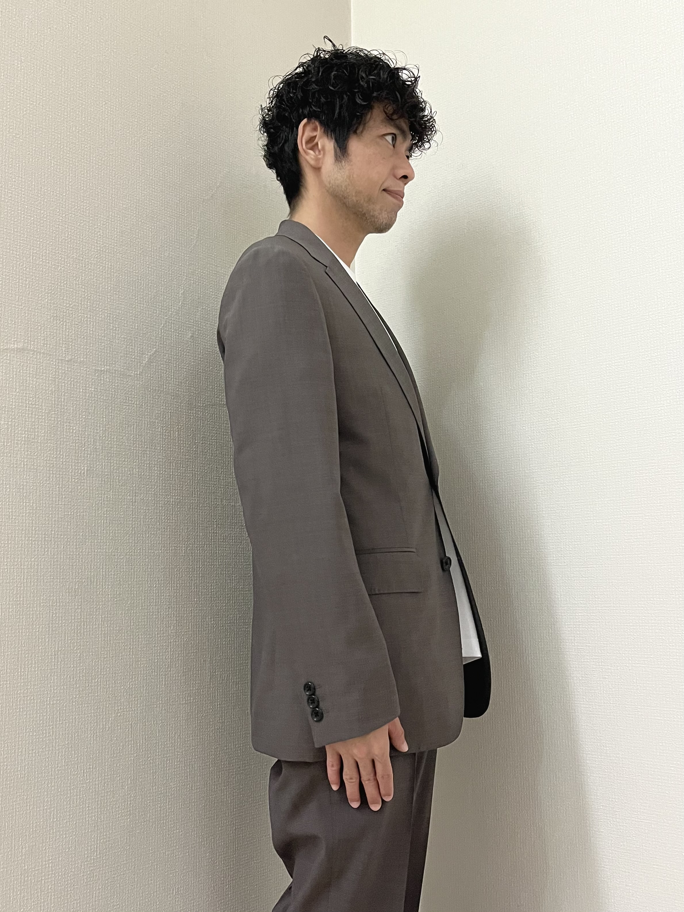 URAさんの「TAKEO KIKUCHI｜【BOWLER HAT LABEL】トロピカルシャンブレージャケット」を使ったコーディネート
