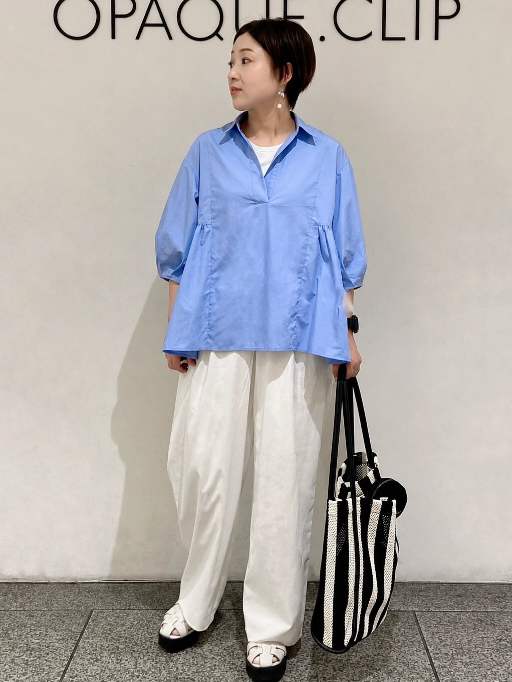 MIHOさんの「OPAQUE.CLIP｜スキッパーペプラムブラウス【洗濯機OK】」を使ったコーディネート