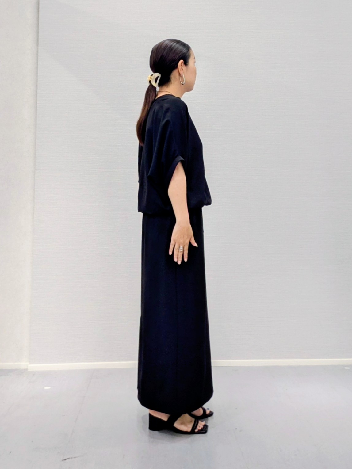 makkyさんの「UNTITLED｜【秋羽織り/着る日傘】ドルマンフォルムブルゾン」を使ったコーディネート