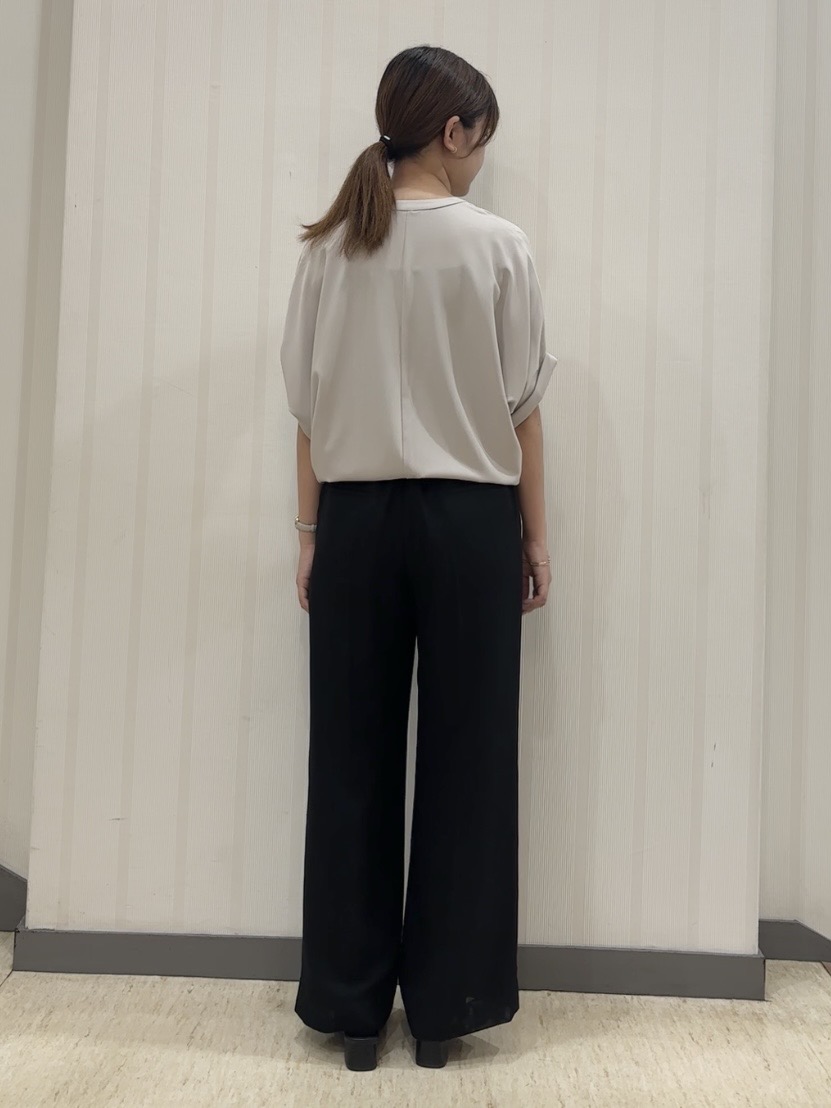 ちひさんの「INDIVI｜【秋羽織り/着る日傘】ドルマンフォルムブルゾン」を使ったコーディネート
