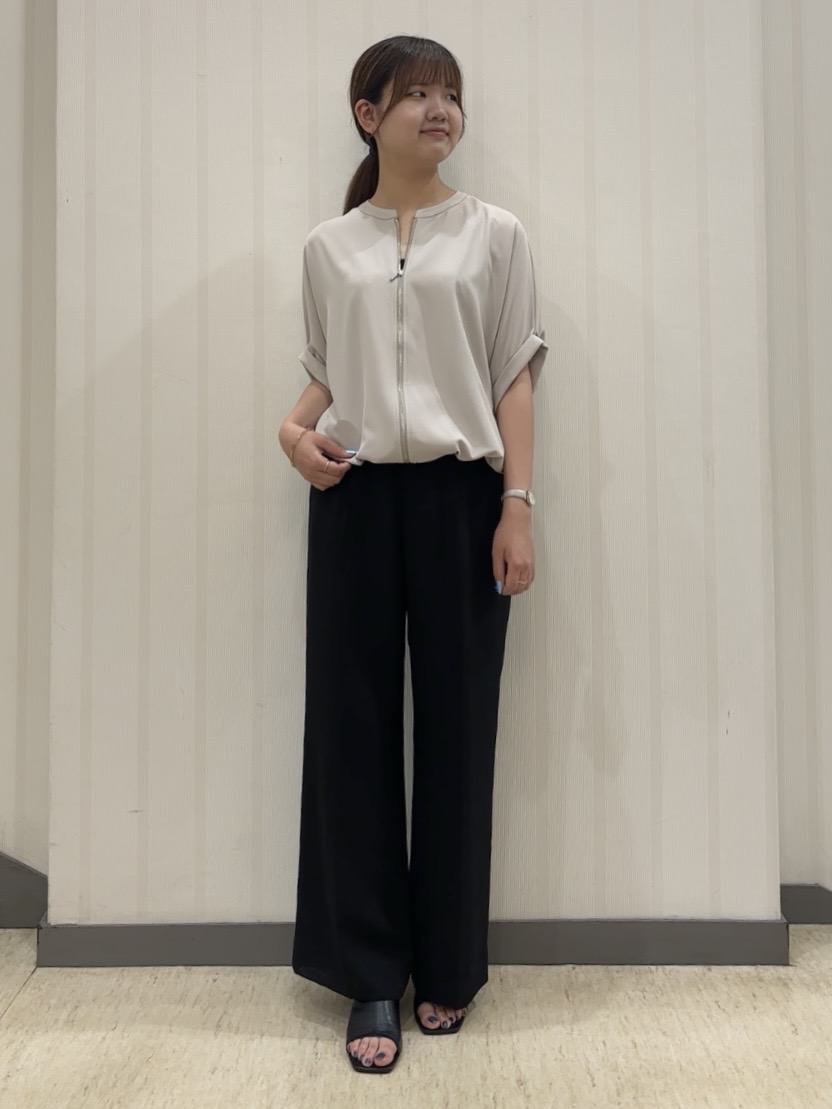 ちひさんの「INDIVI｜【秋羽織り/着る日傘】ドルマンフォルムブルゾン」を使ったコーディネート