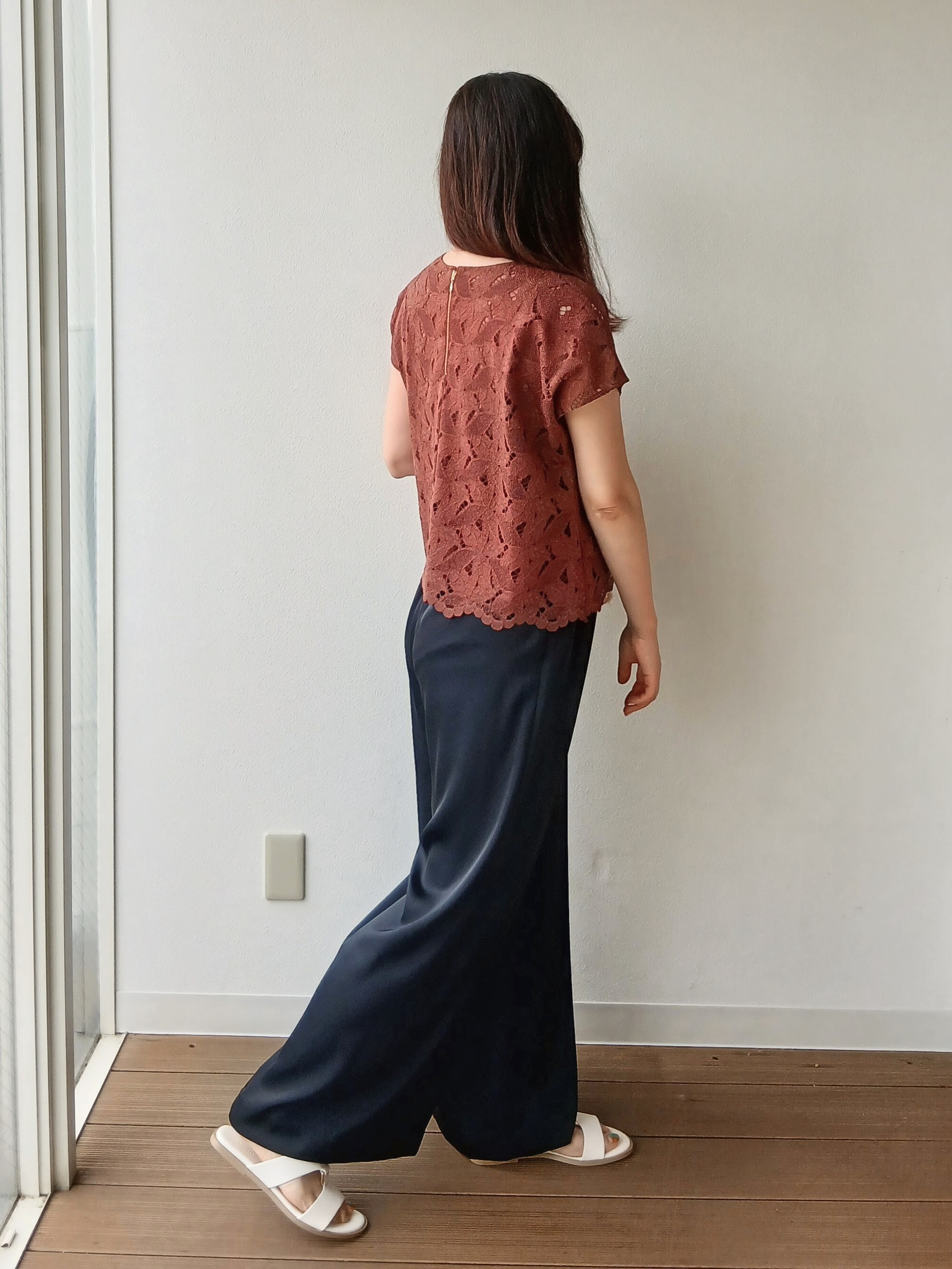 なみきさんの「UNTITLED｜【セットアップ可/品のある透け感】リーフレースブラウス」を使ったコーディネート