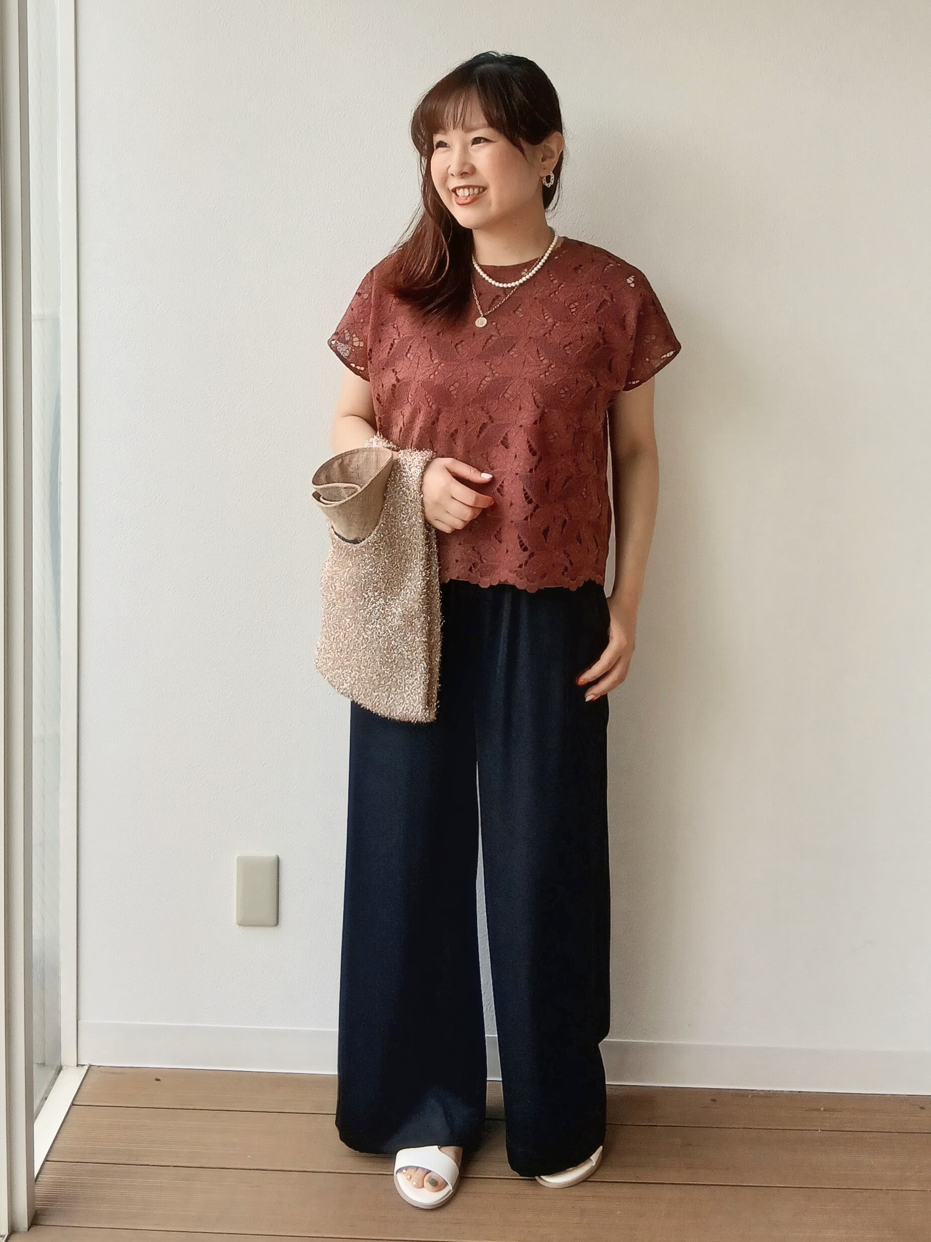 なみきさんの「UNTITLED｜【セットアップ可/品のある透け感】リーフレースブラウス」を使ったコーディネート