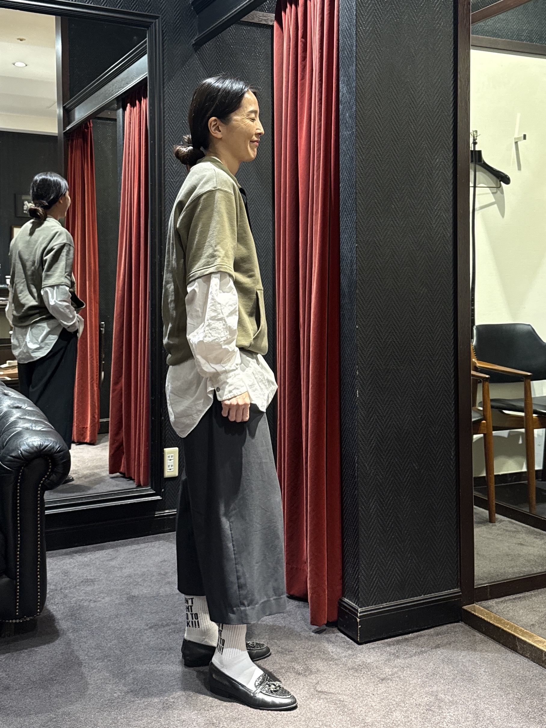 神野（jinno）さんの「TAKEO KIKUCHI｜ドローコードクルーネック半袖スウェット」を使ったコーディネート