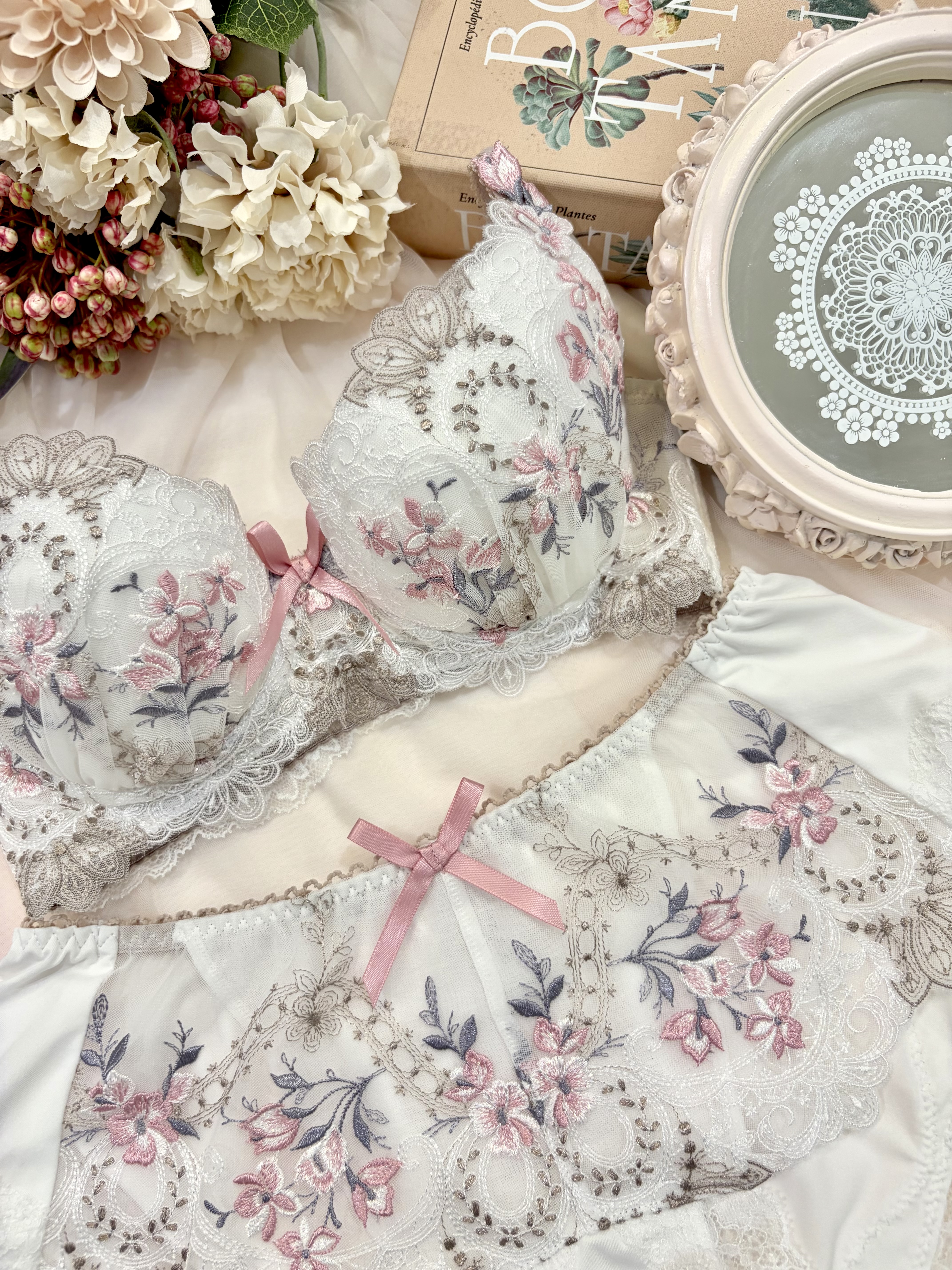 Rieさんの「Risa Magli｜アリーシャ ブラジャー (B-C) ＜S Make Type＞」を使ったコーディネート